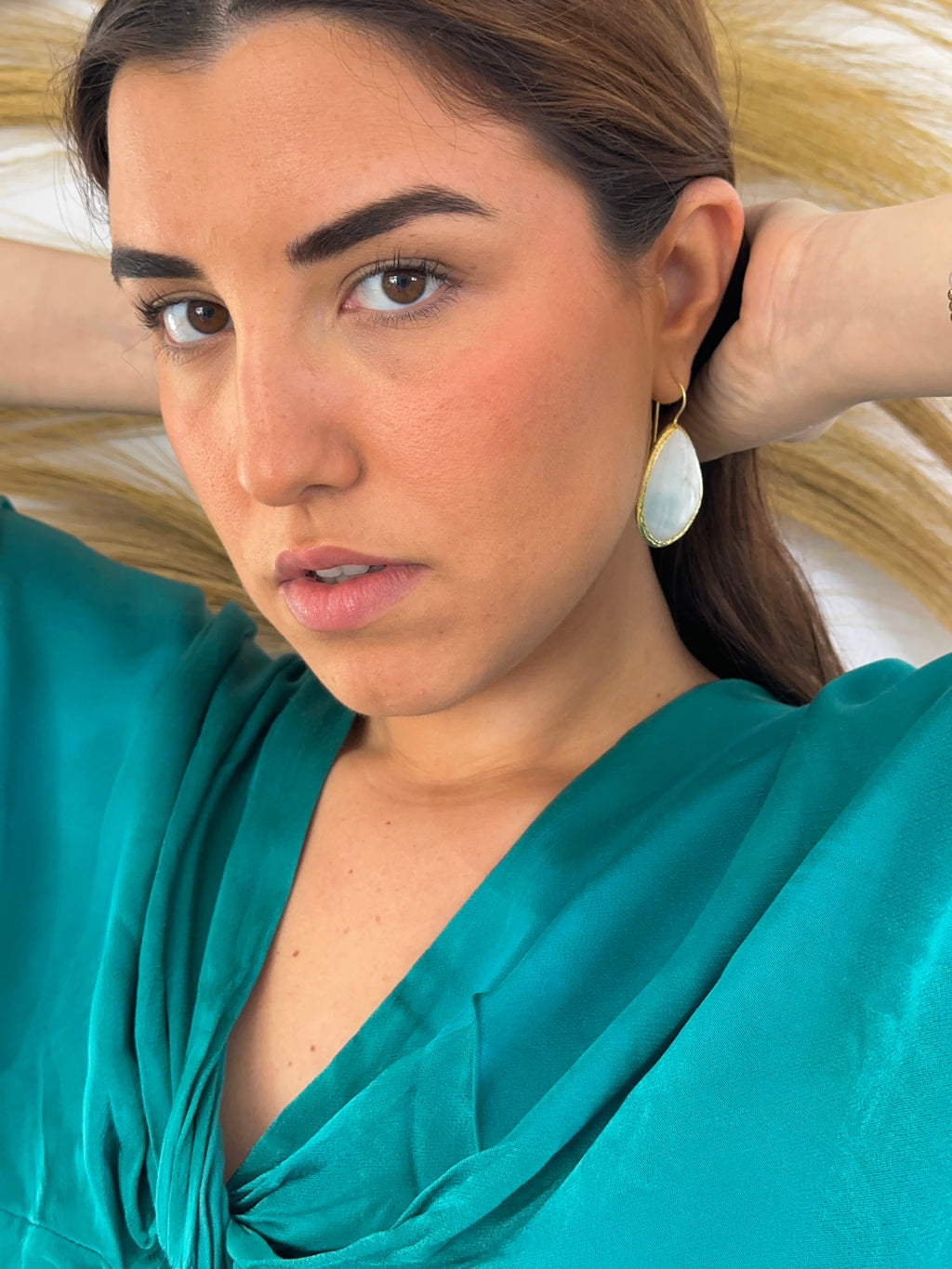 Pendientes gota nacarado