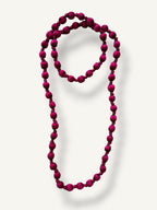 Collar Bolas Burdeos