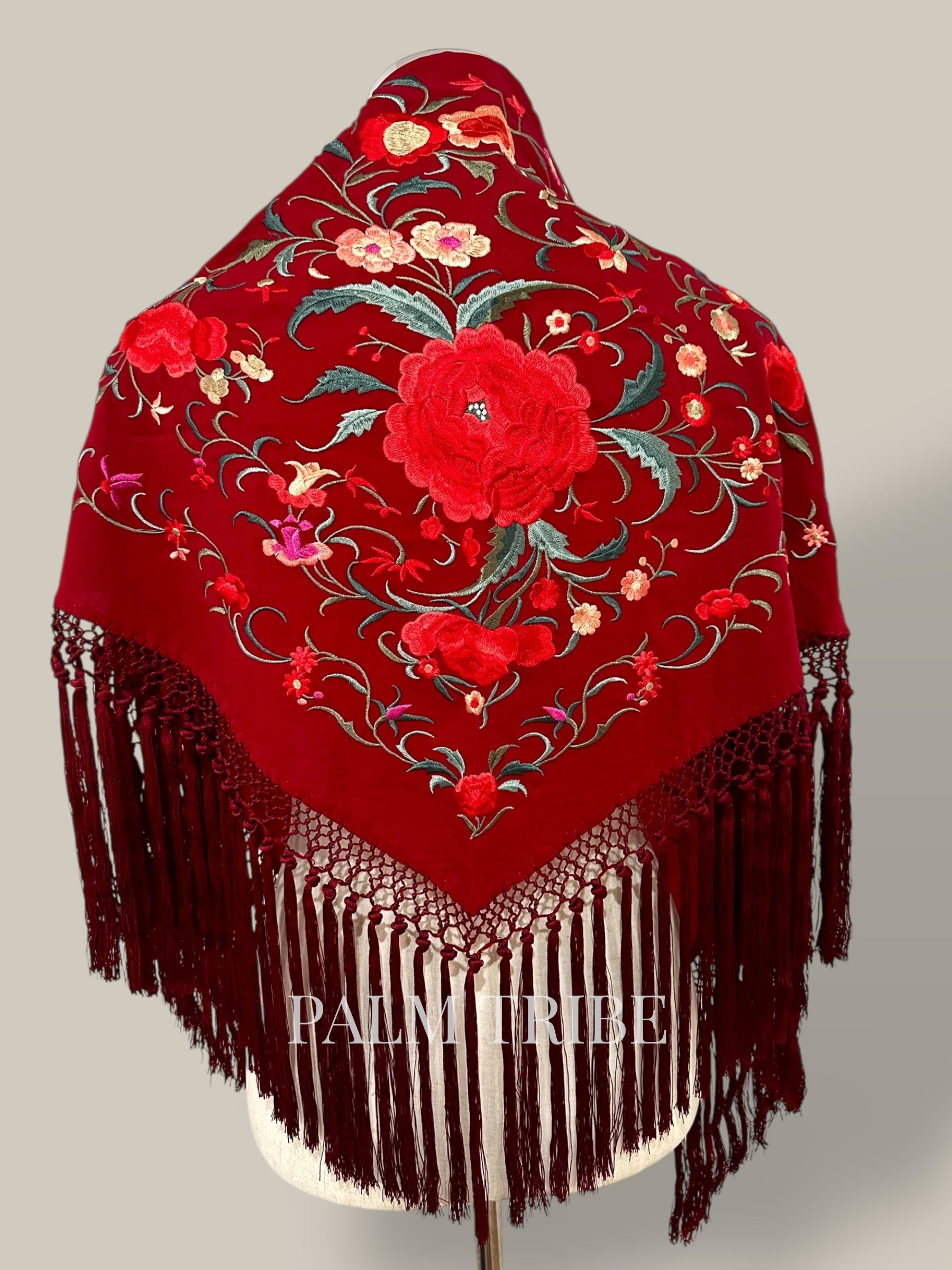 Mantoncillo Jaleo Burdeos con rojo