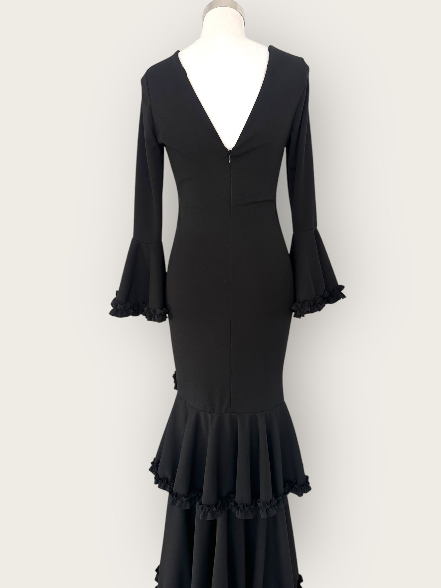 Vestido Carmesí Negro