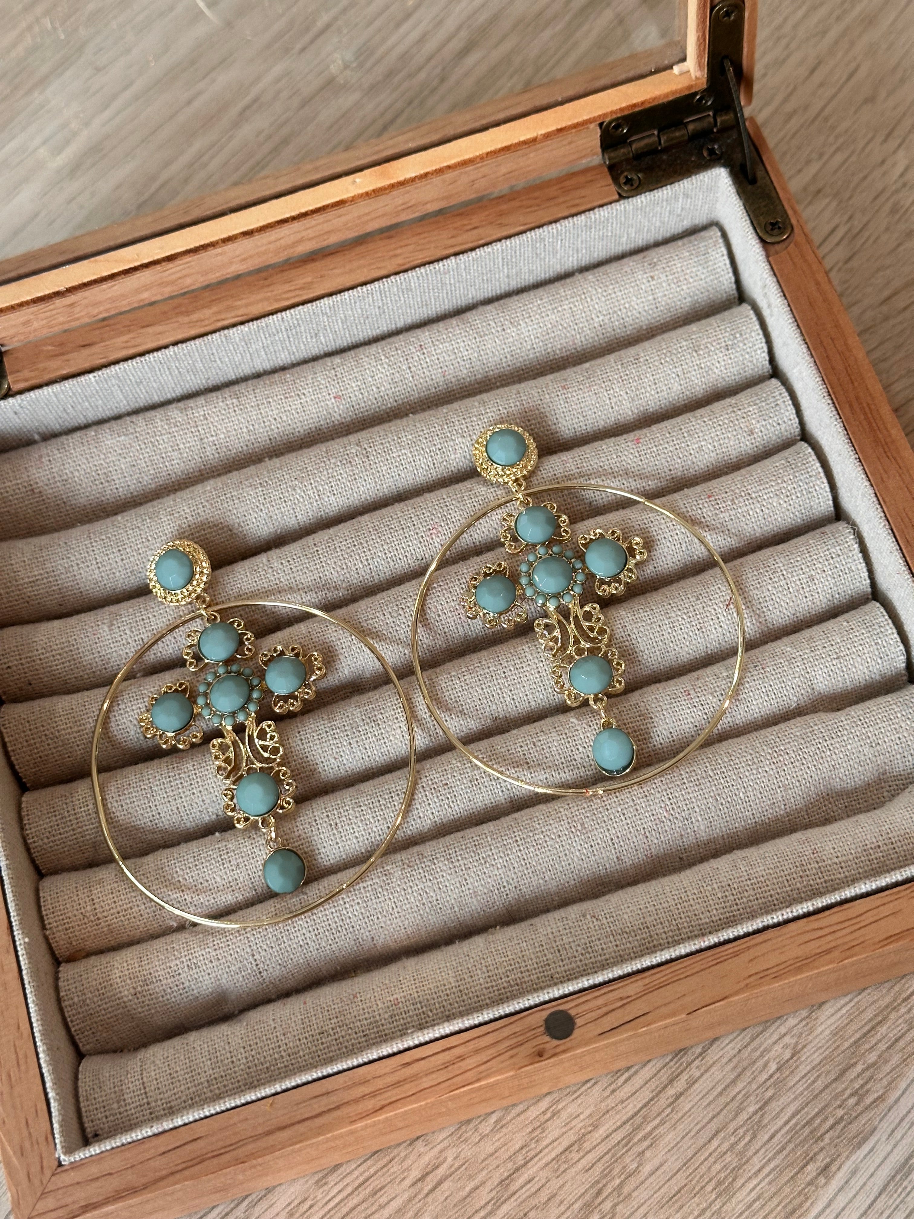 Pendientes cruz aro verde jabonoso