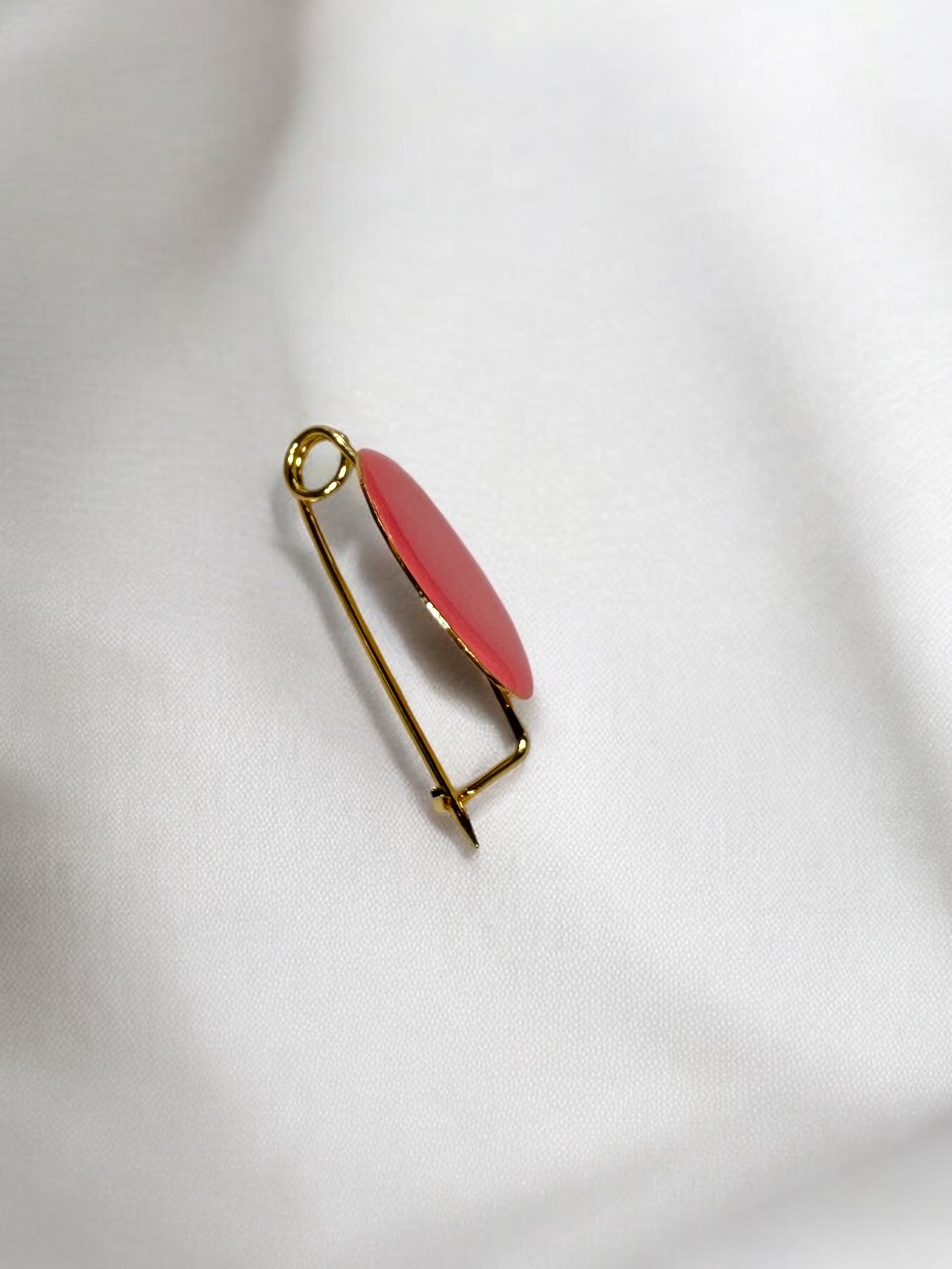 Broche Liso Coral Claro