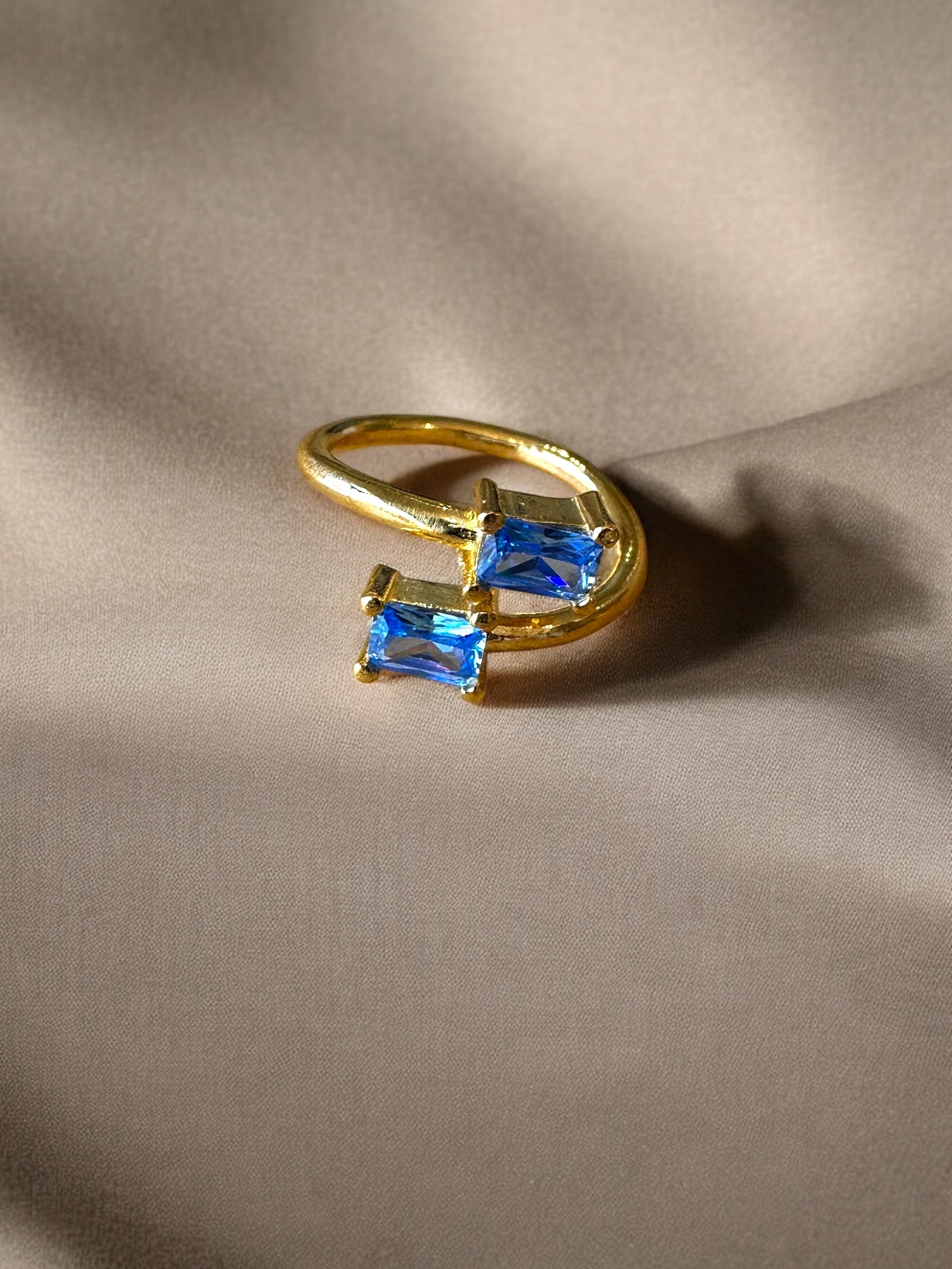 Anillo dúo circonita celeste