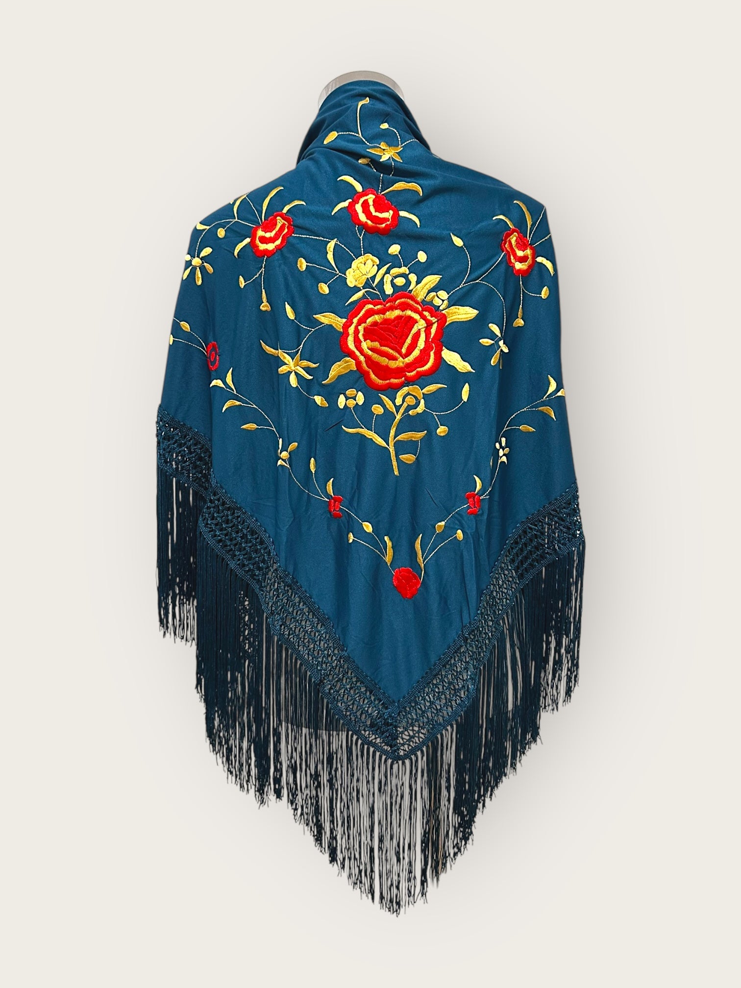 Mantoncillo Petróleo bordado dorado y rojo