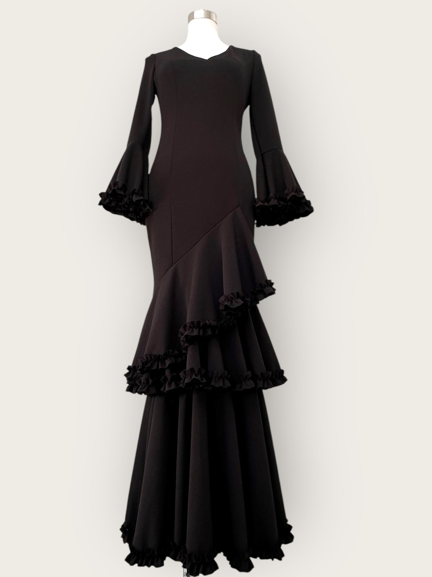 Vestido Carmesí Negro