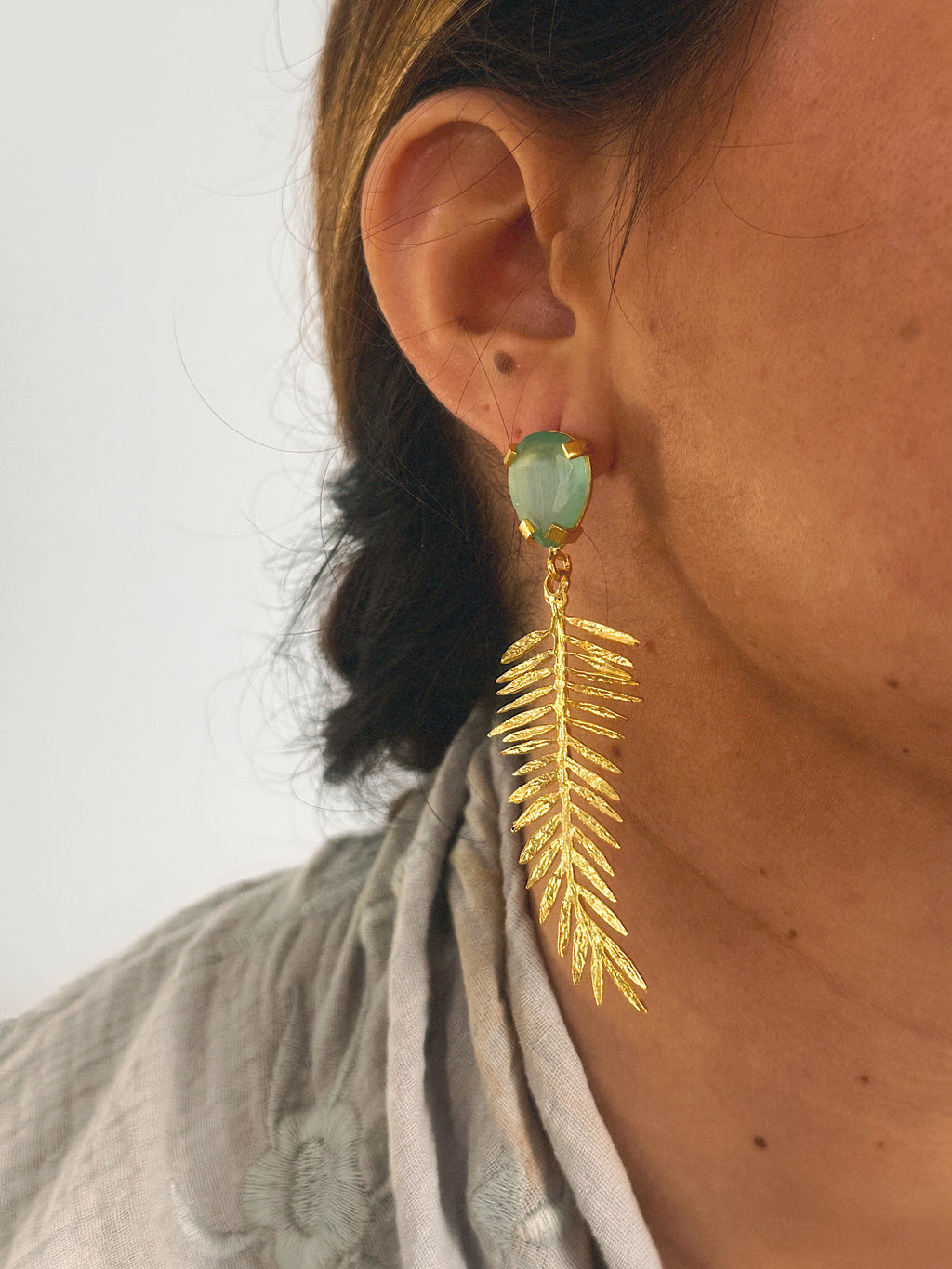 Pendientes hojas cristal verde turquesa