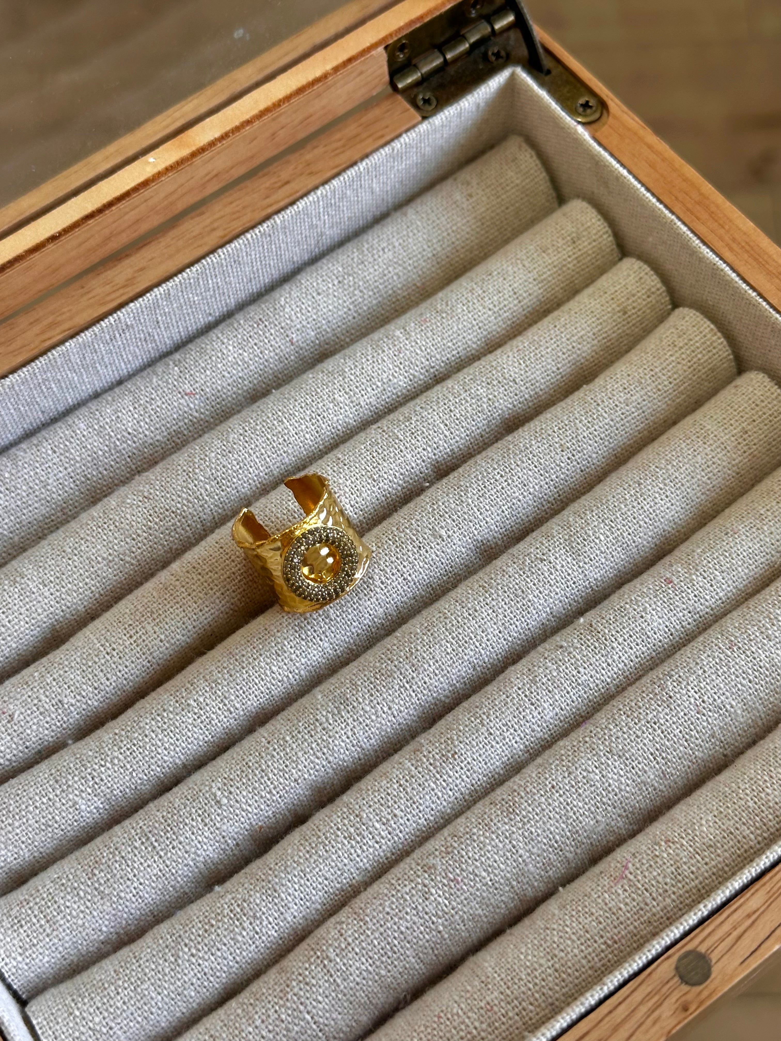 Anillo Maestranza verde oliva