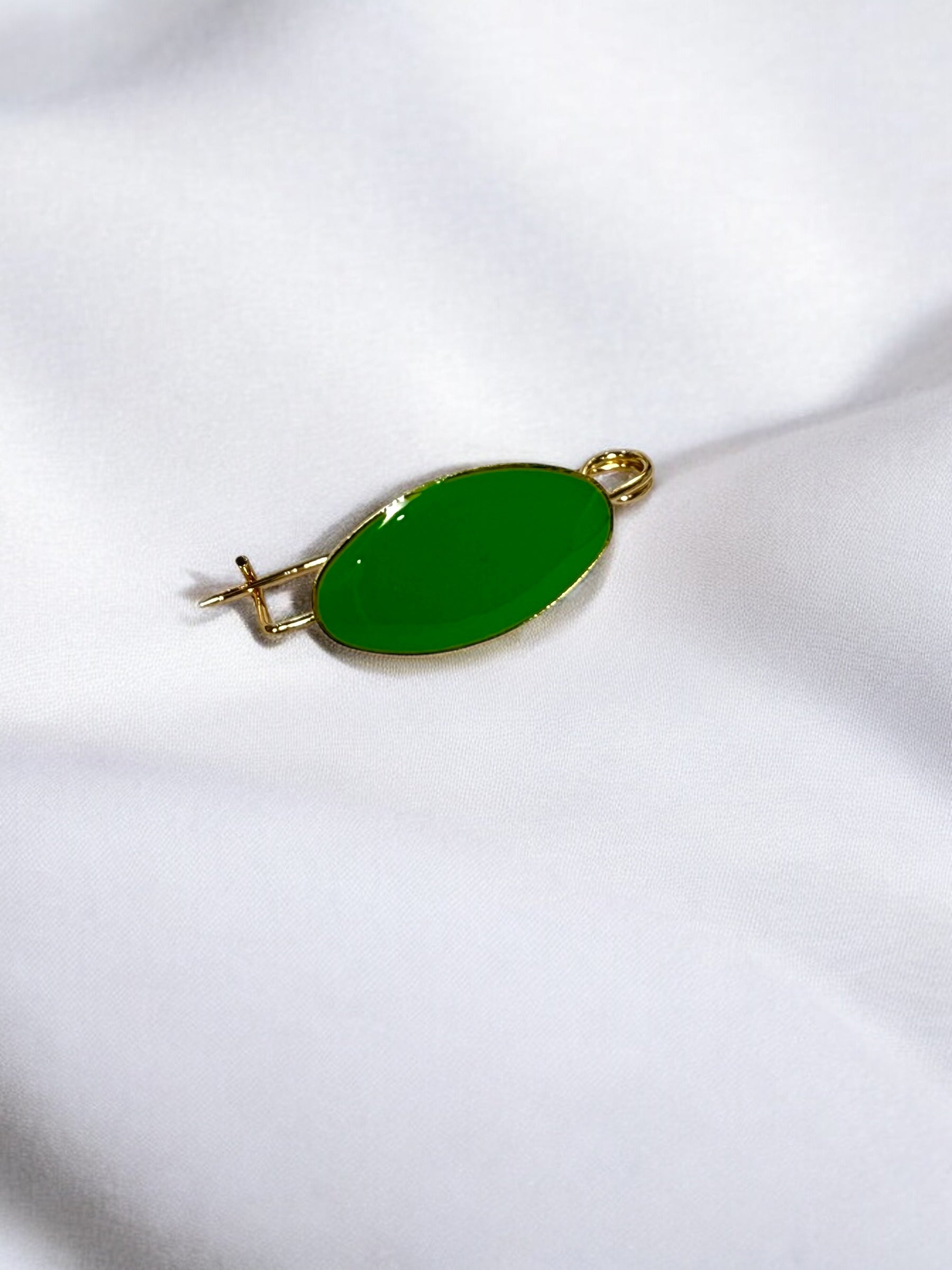 Broche Liso Verde Claro