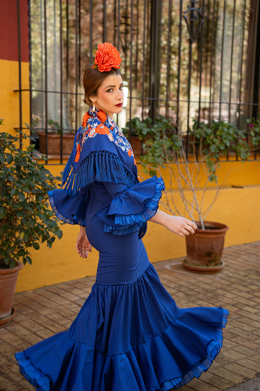 Traje de flamenca - Modelo Gloria Azul Eléctrico