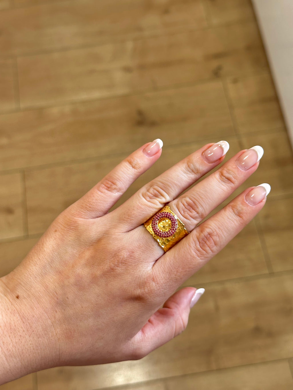 Anillo Maestranza Fucsia