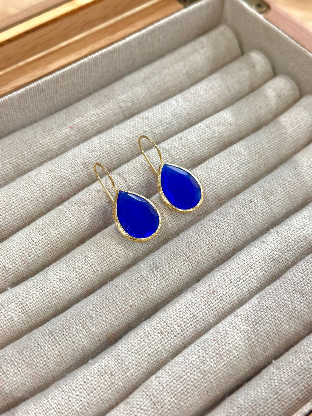 Pendientes lagrima azul electrico