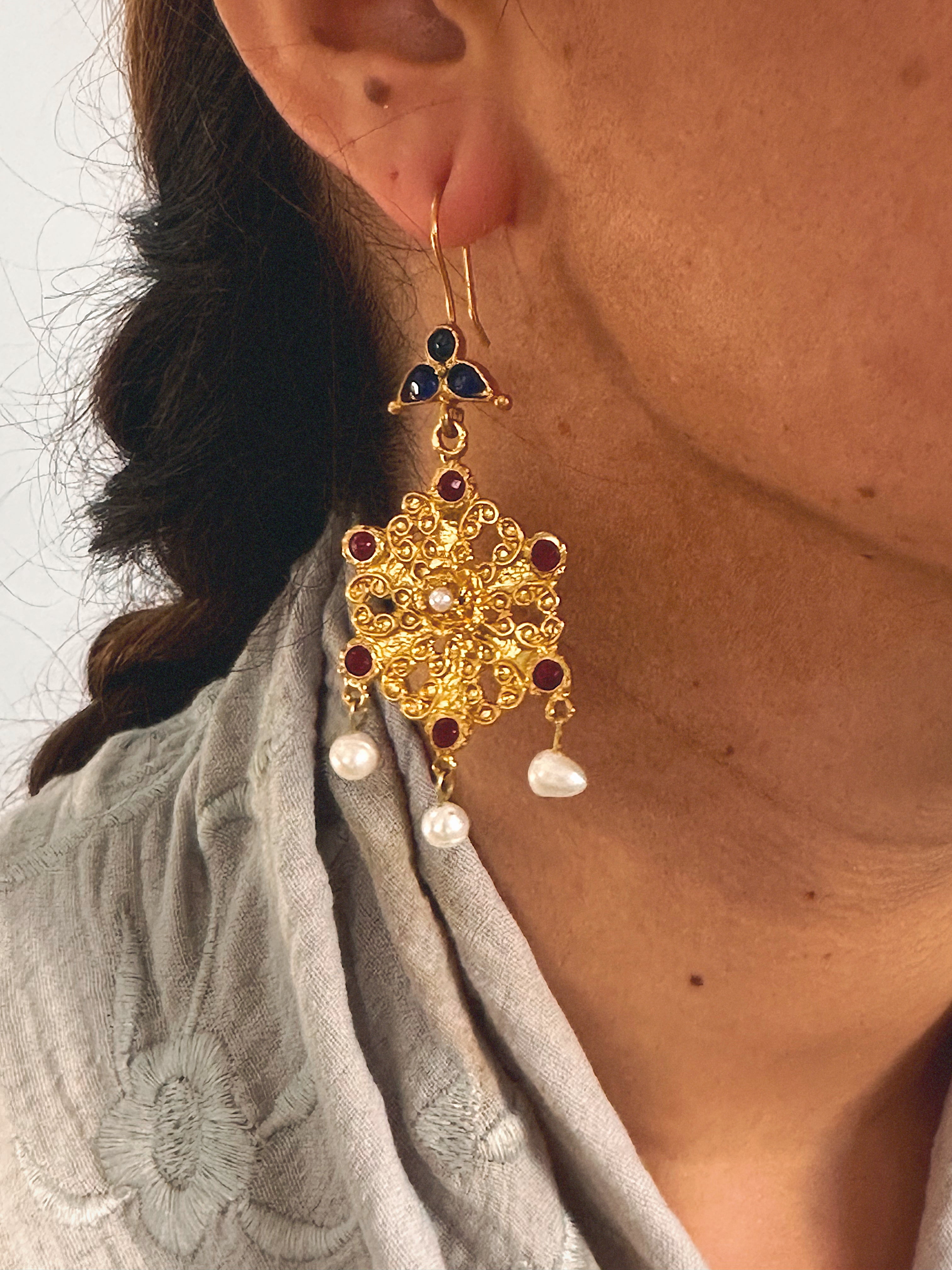 Pendientes Lola Burdeos, Perla y Azul marino