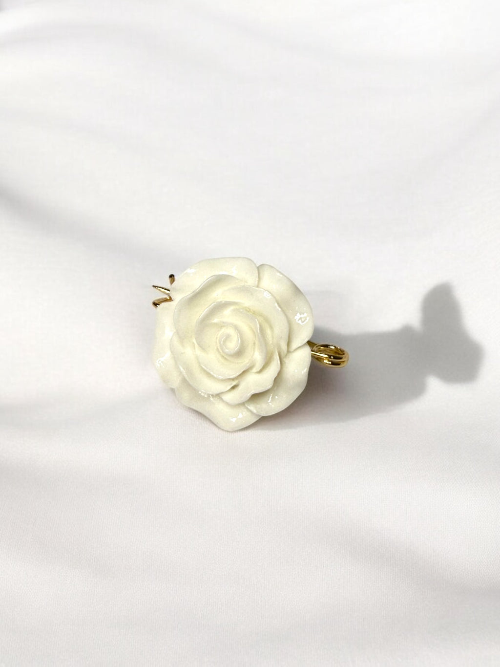 Broche Julieta Blanco