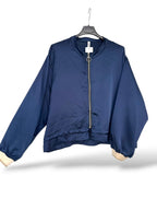 Bomber satinada azul marino