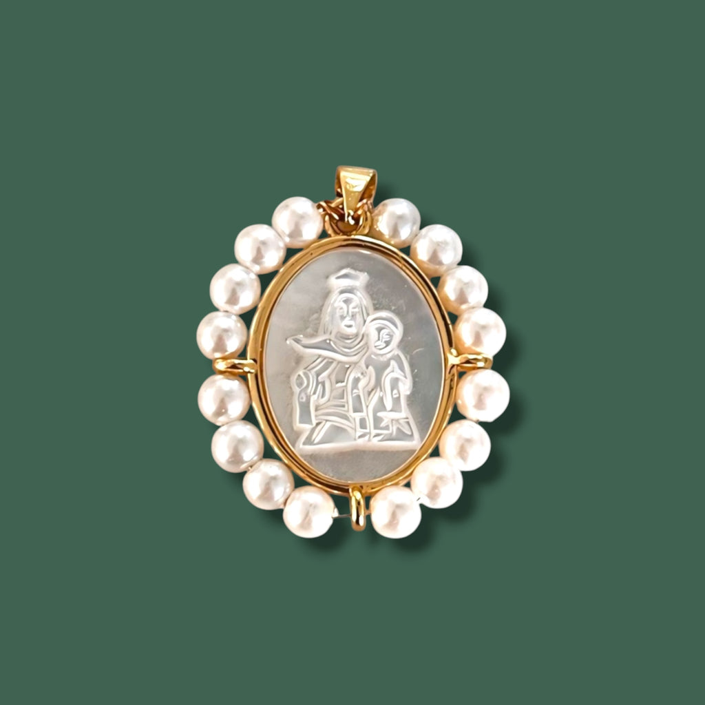 Medalla Virgen del Carmen Nácar y Perla