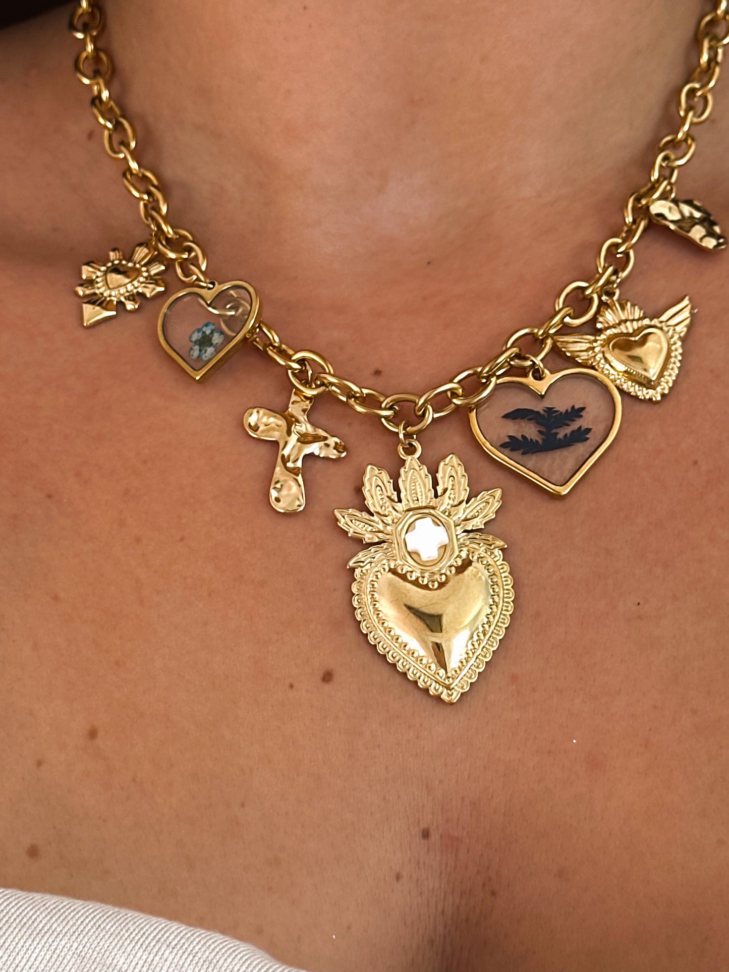 Collar Vaticano