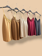 Lencera satinada Burdeos