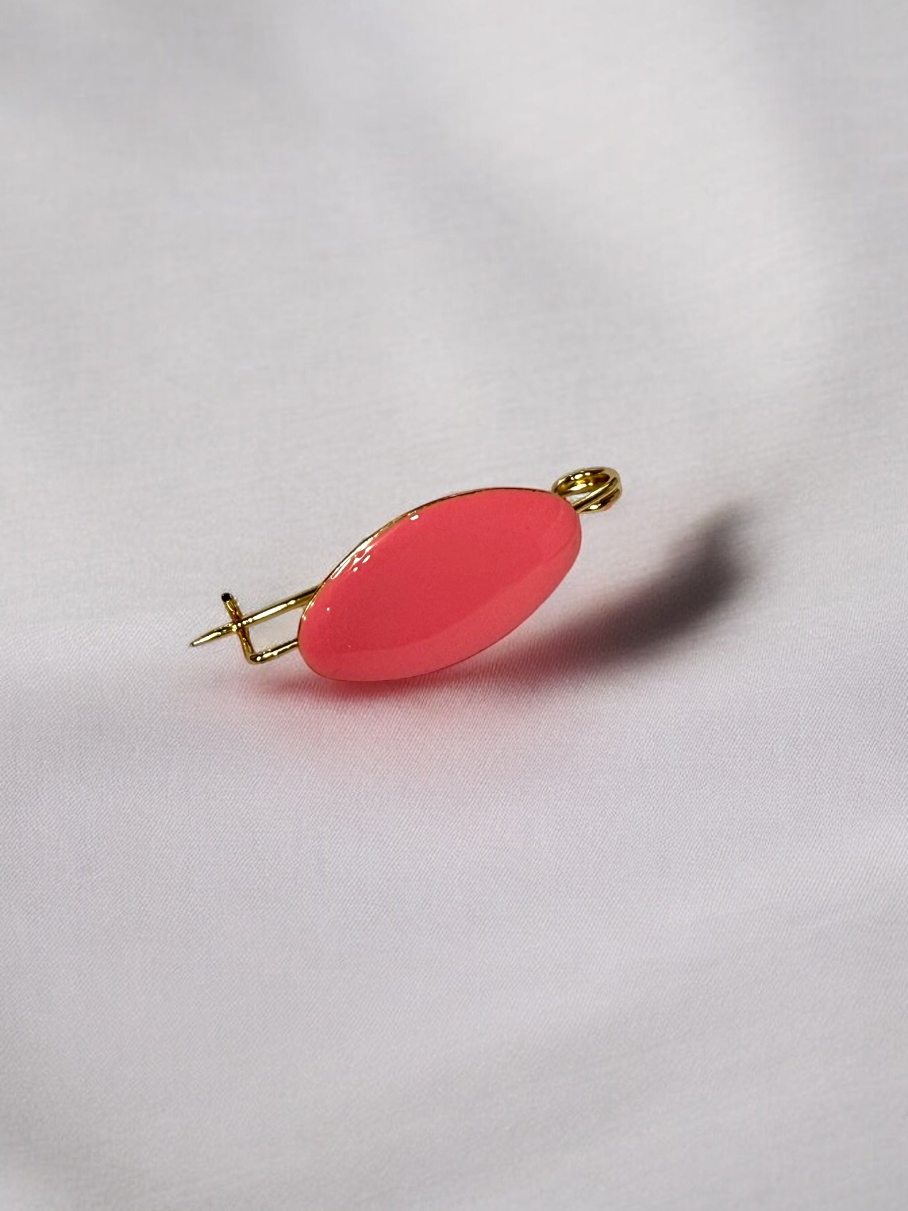 Broche Liso Coral Claro