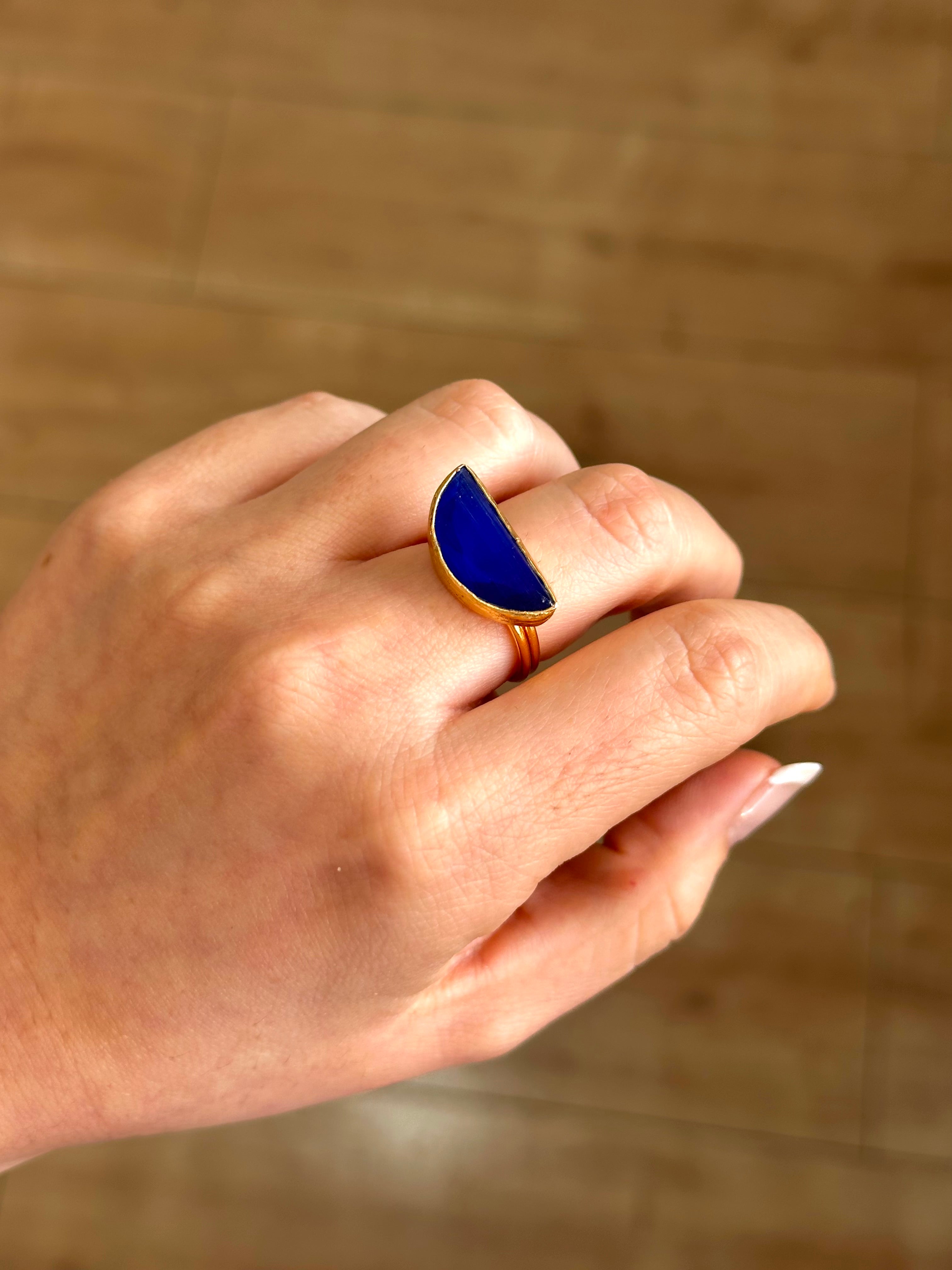 Anillo Afrodita Azul eléctrico