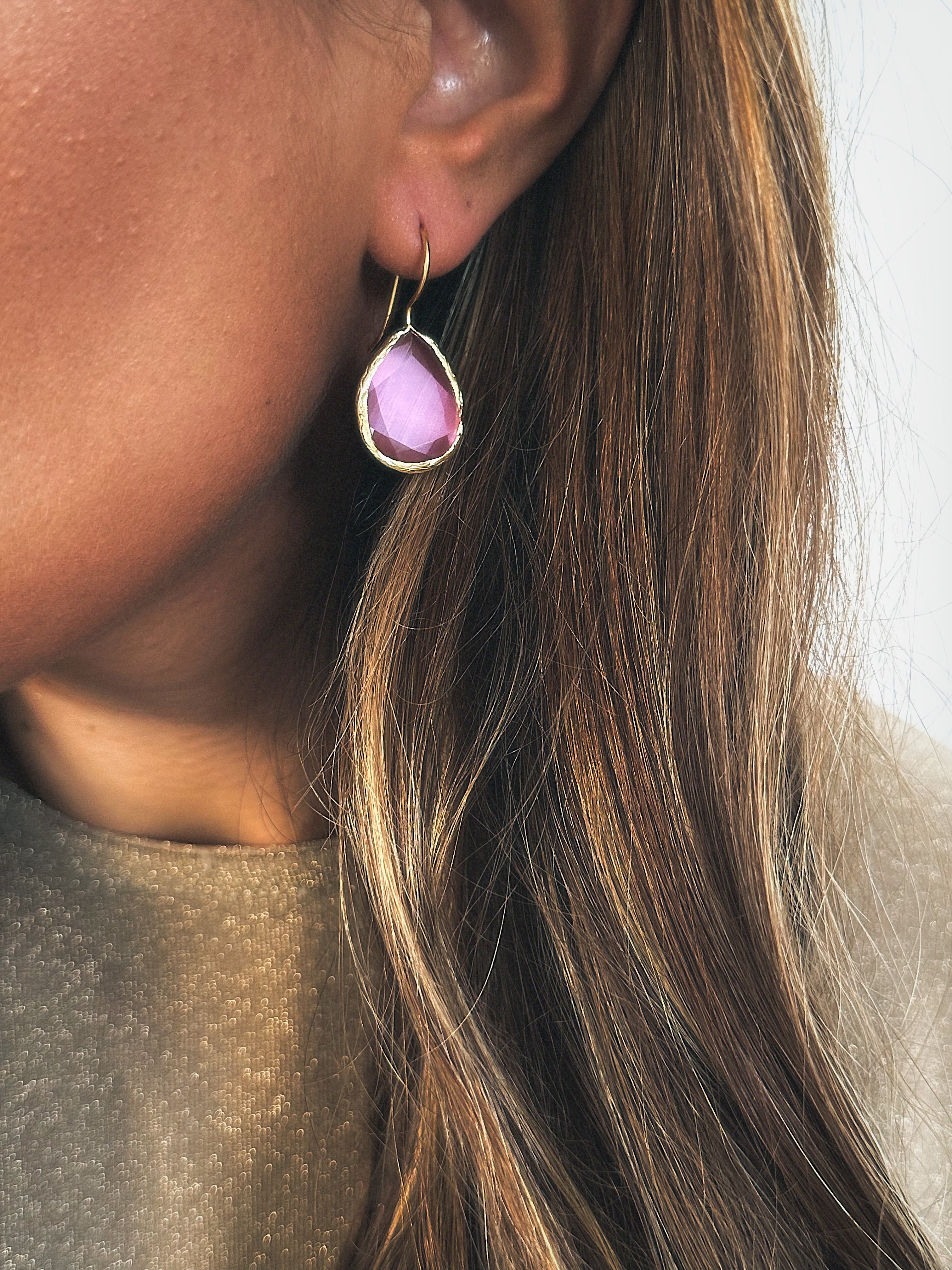 Pendiente gota cristal rosa