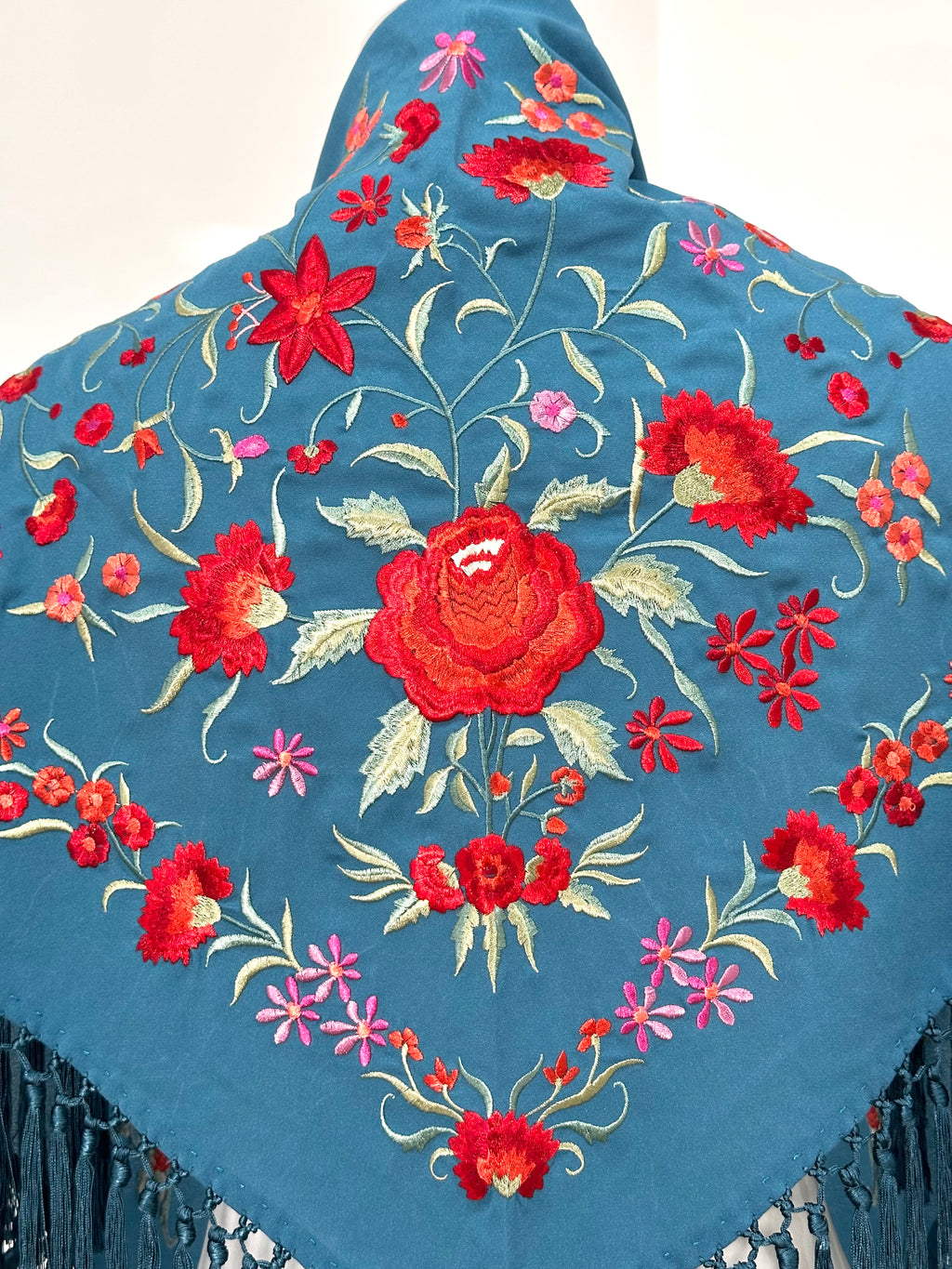 Mantoncillo Clavelines Azul Petróleo