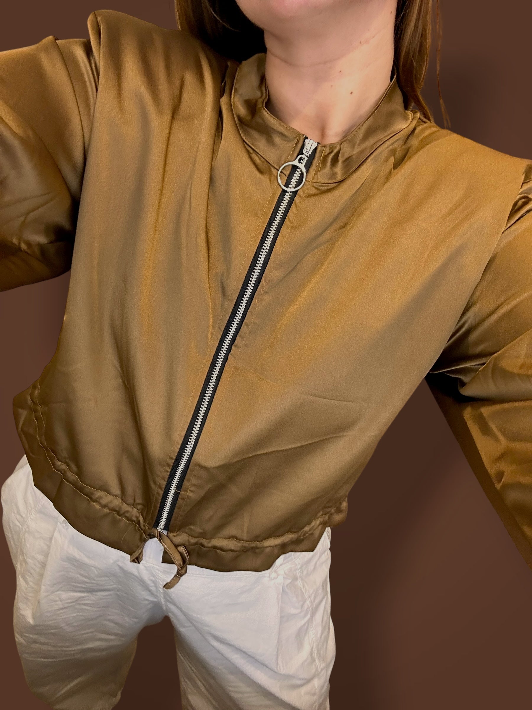 Bomber satinada dorada oscuro