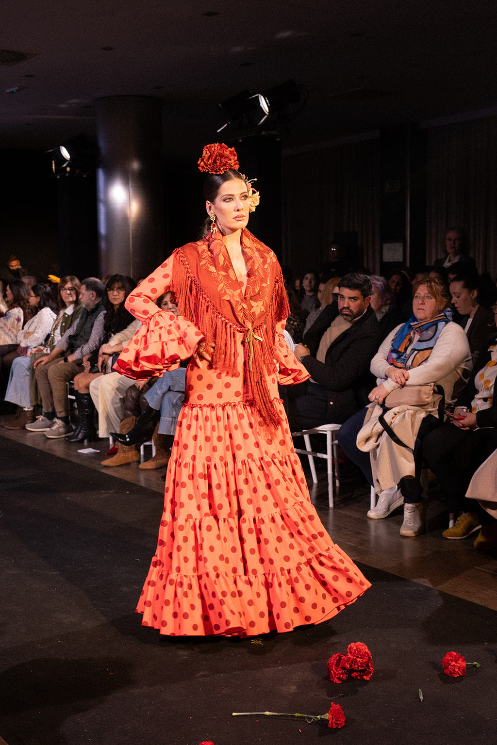 Traje de Flamenca - Modelo Mayo Coral con Marron/Teja