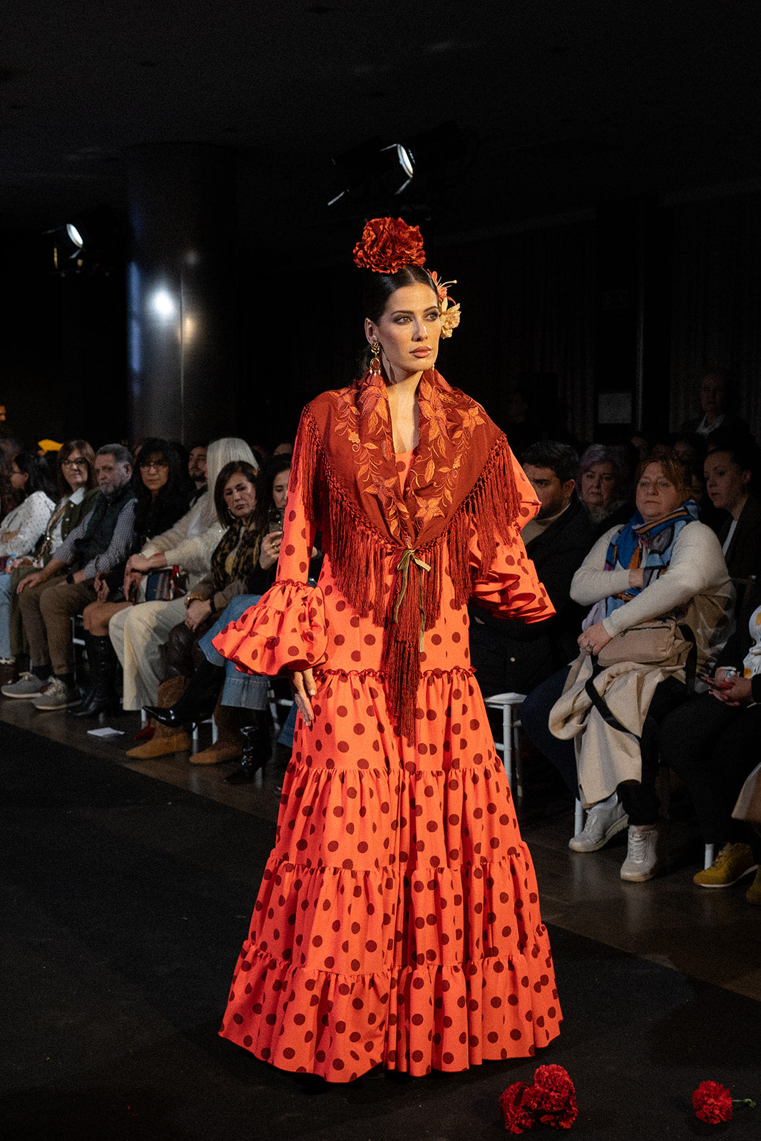 Traje de Flamenca - Modelo Mayo Coral con Marron/Teja