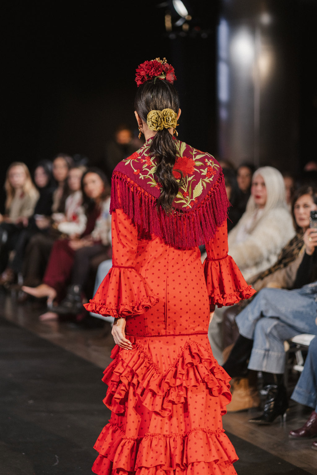 Traje de Flamenca - Modelo Triana rojo lunar burdeos