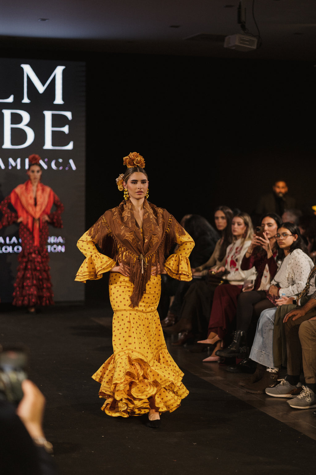 Traje de Flamenca - Modelo María Albero lunar marrón