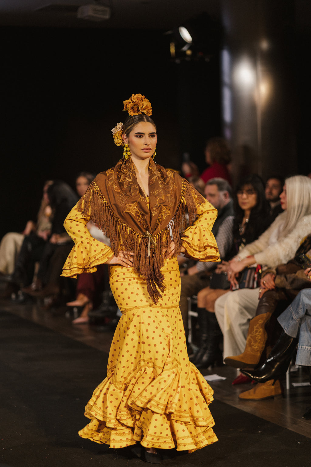 Traje de Flamenca - Modelo María Albero lunar marrón