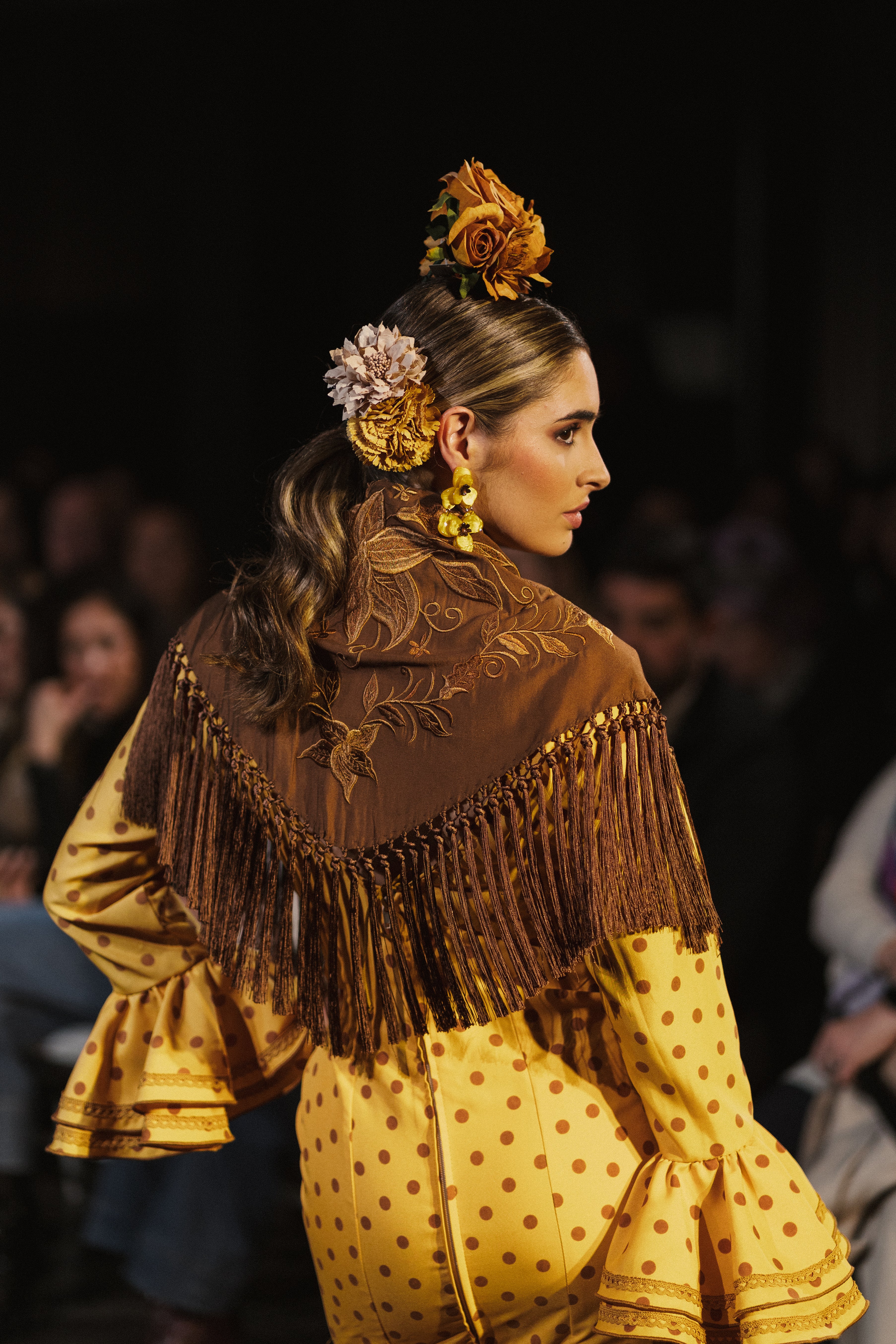 Traje de Flamenca - Modelo María Albero lunar marrón