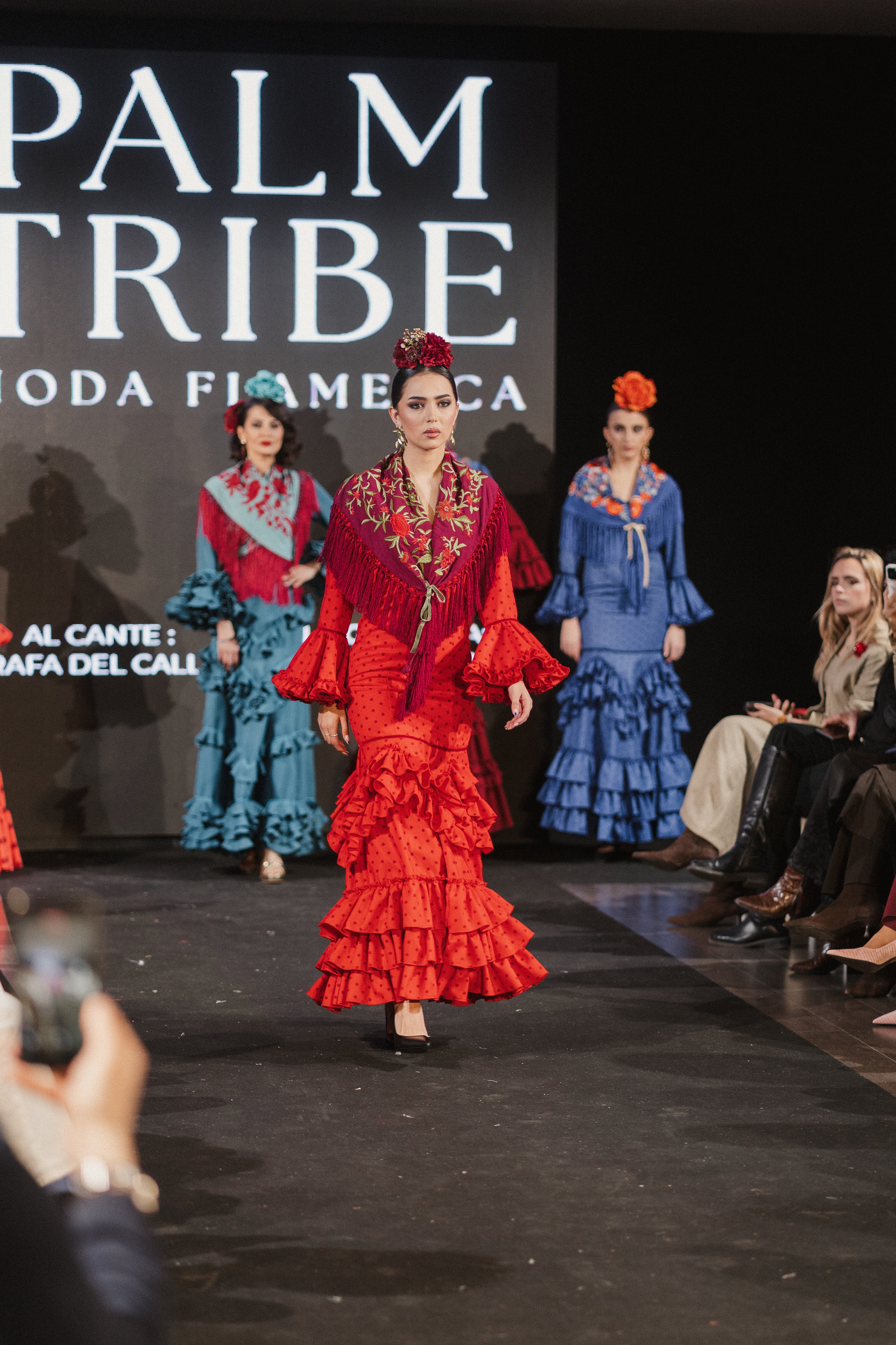 Traje de Flamenca - Modelo Triana rojo lunar burdeos