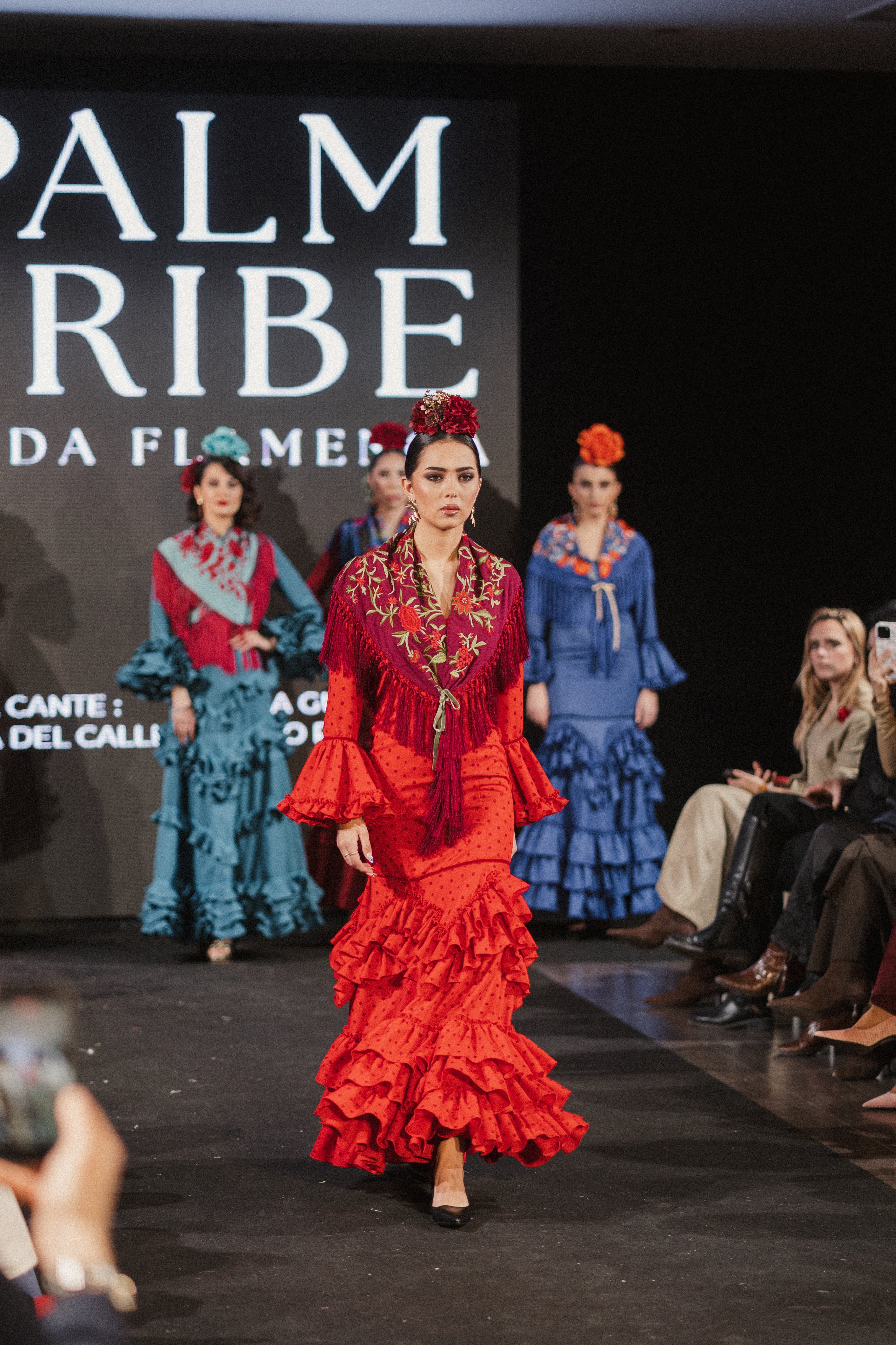 Traje de Flamenca - Modelo Triana rojo lunar burdeos
