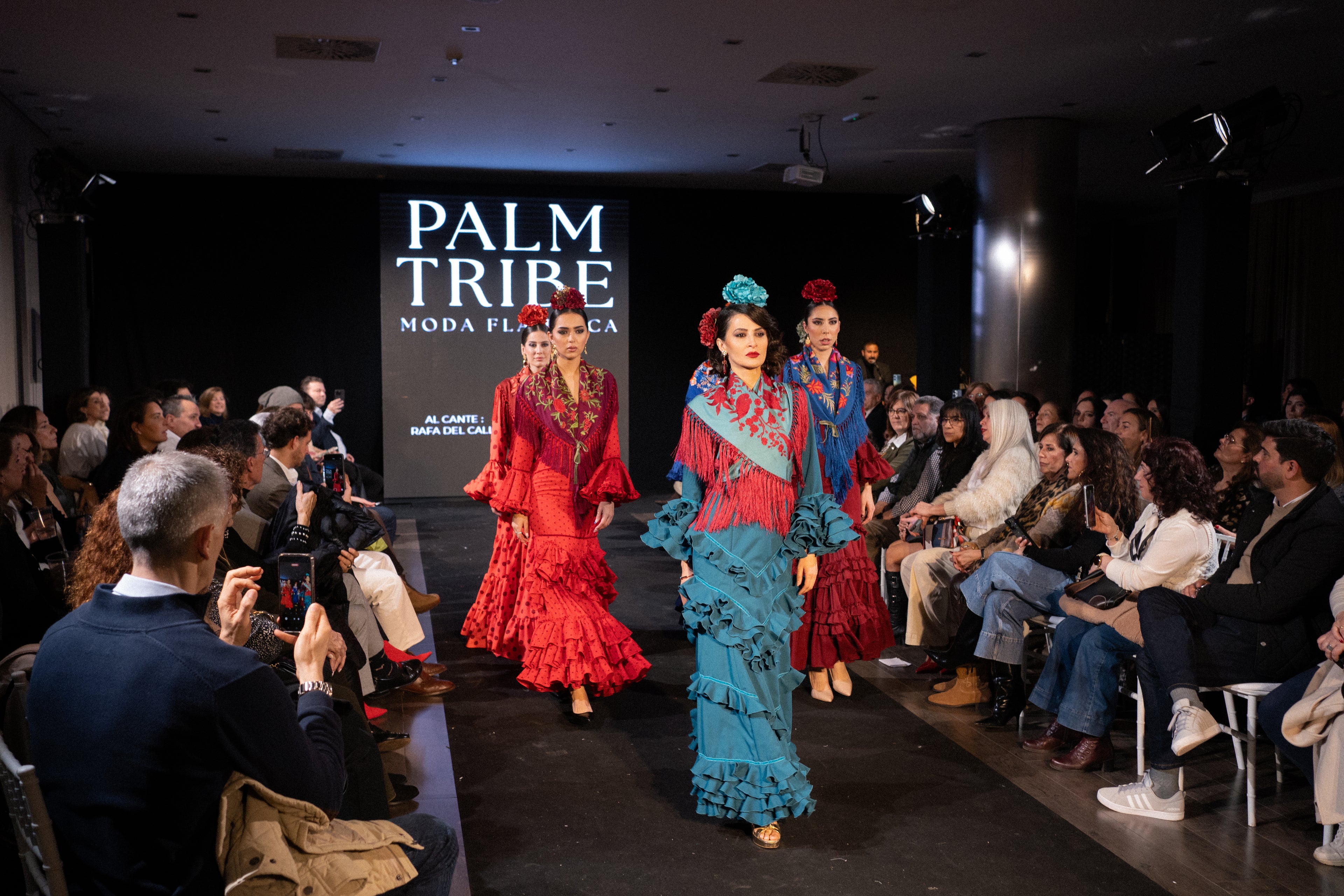 Traje de flamenca - Modelo Lirio Turquesa