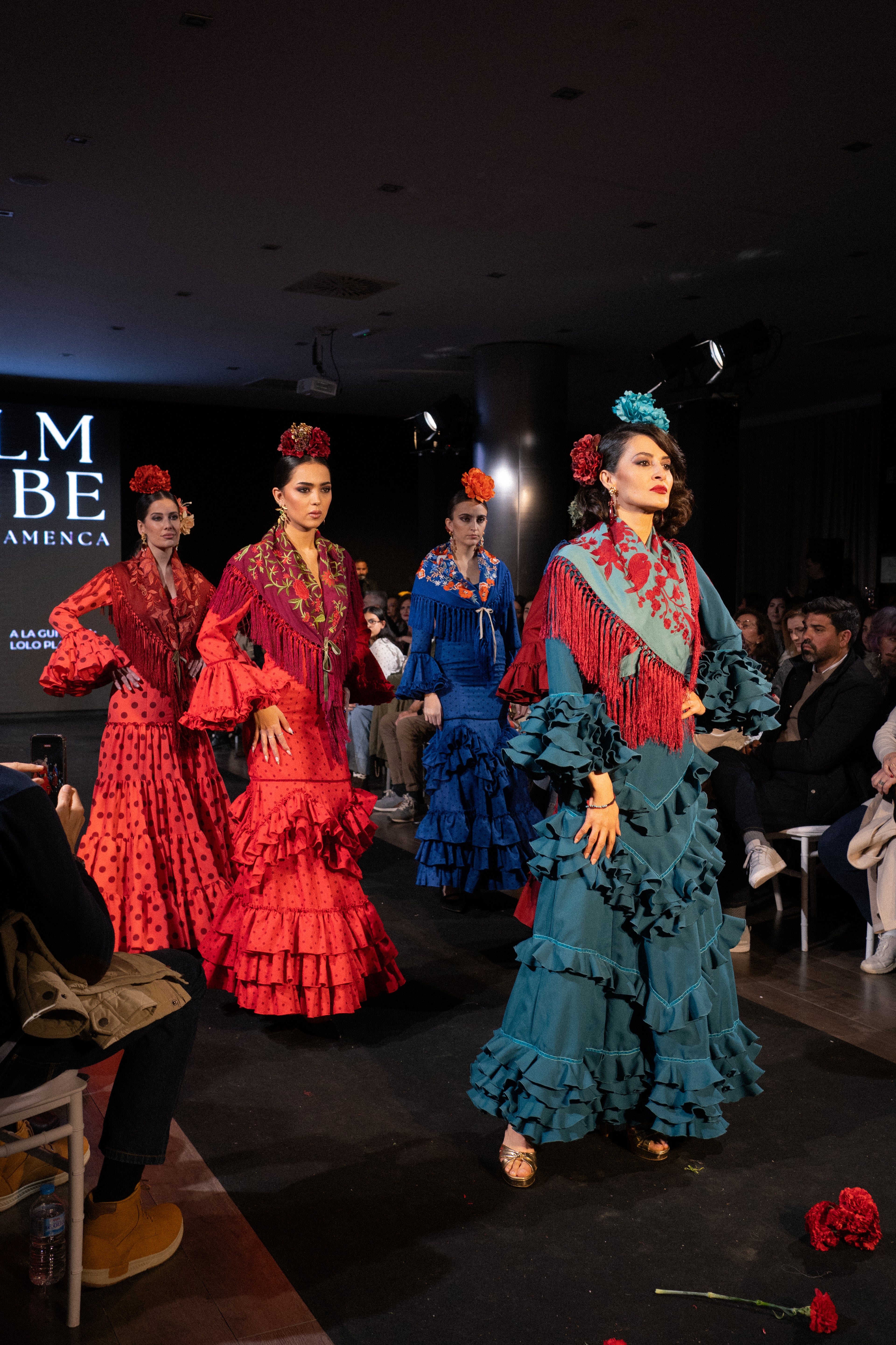 Traje de flamenca - Modelo Lirio Turquesa