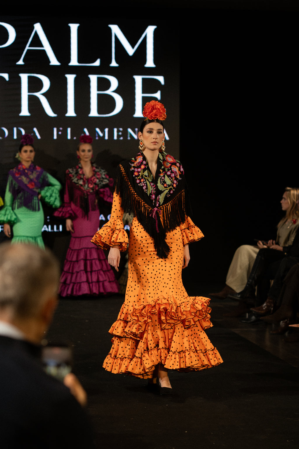 Traje de flamenca - Modelo Rocío Naranja lunar negro