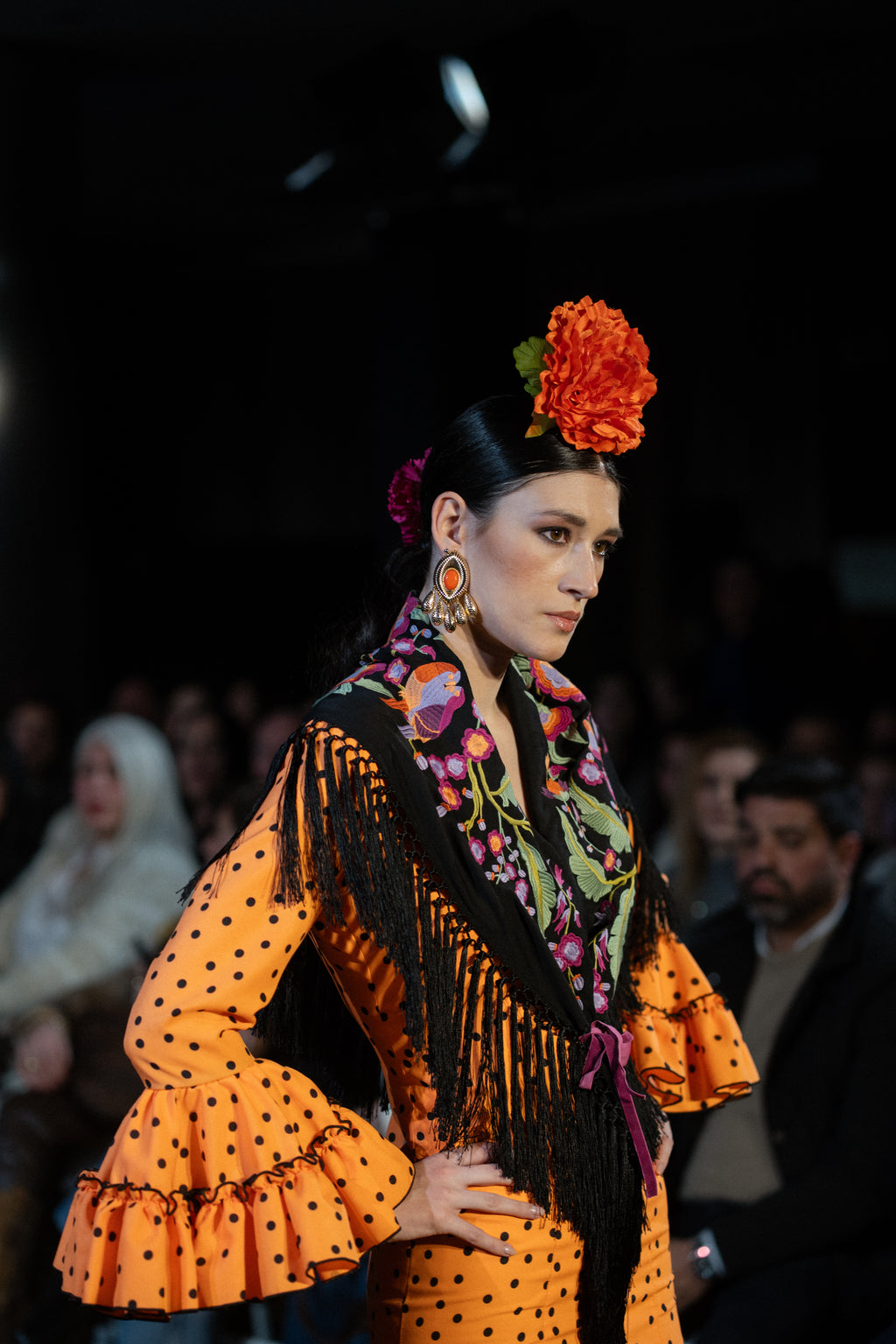 Traje de flamenca - Modelo Rocío Naranja lunar negro