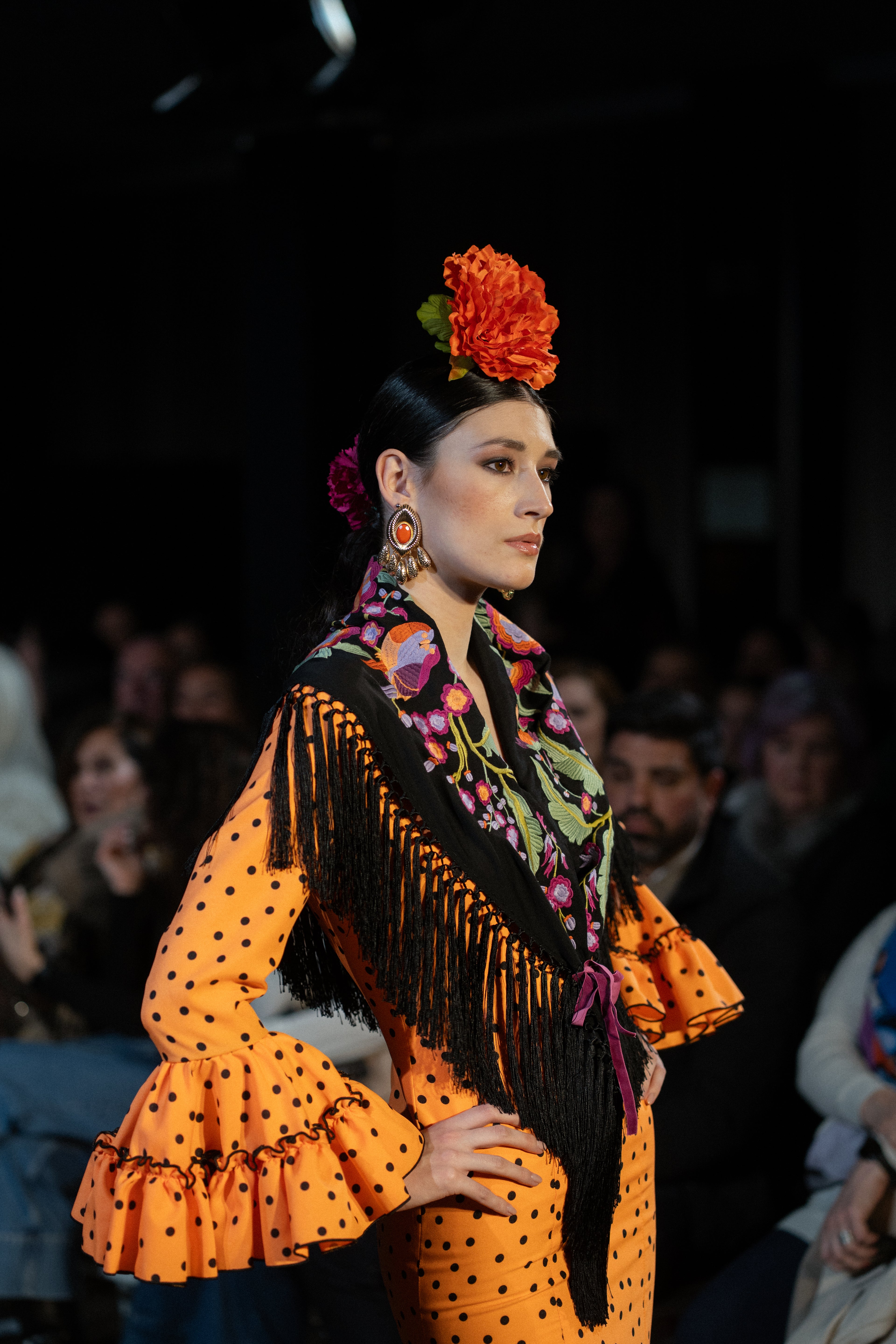 Traje de flamenca - Modelo Rocío Naranja lunar negro