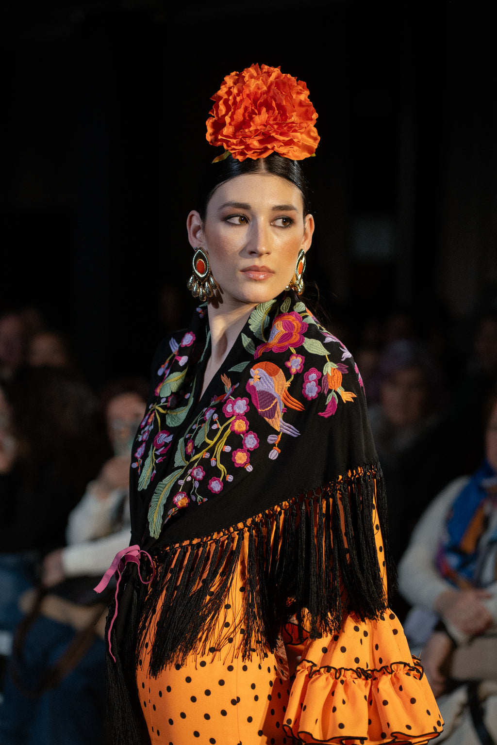 Traje de flamenca - Modelo Rocío Naranja lunar negro
