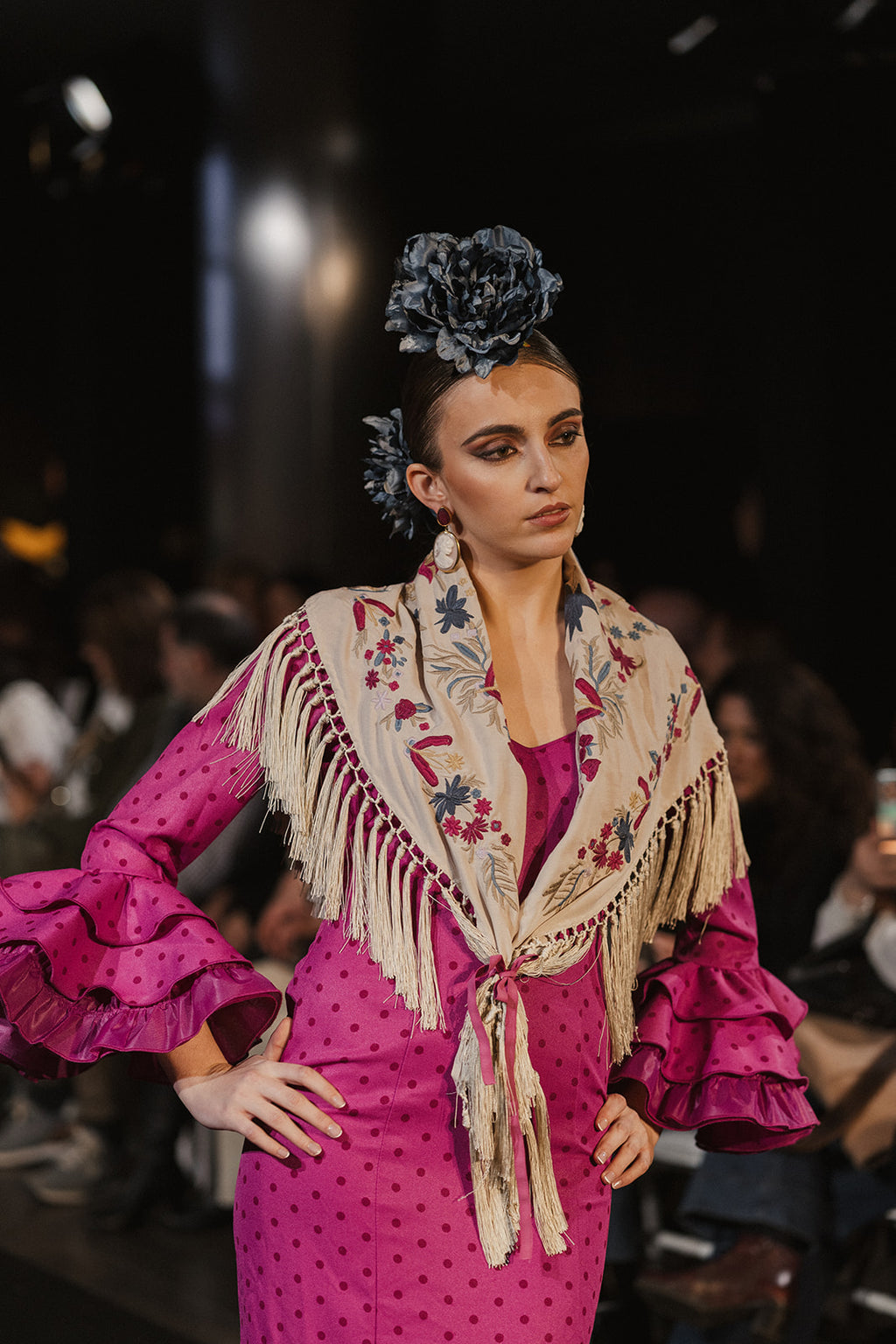 Traje de Flamenca - Modelo Macarena buganvilla Lunar Oscuro