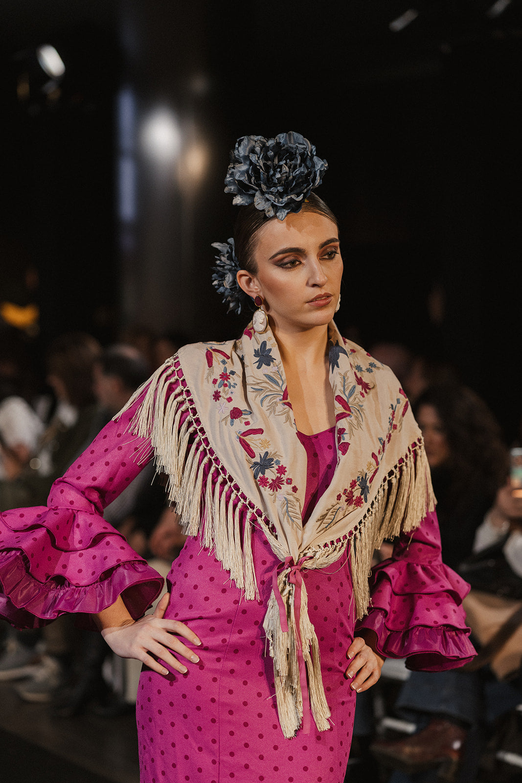 Traje de Flamenca - Modelo Macarena buganvilla Lunar Oscuro
