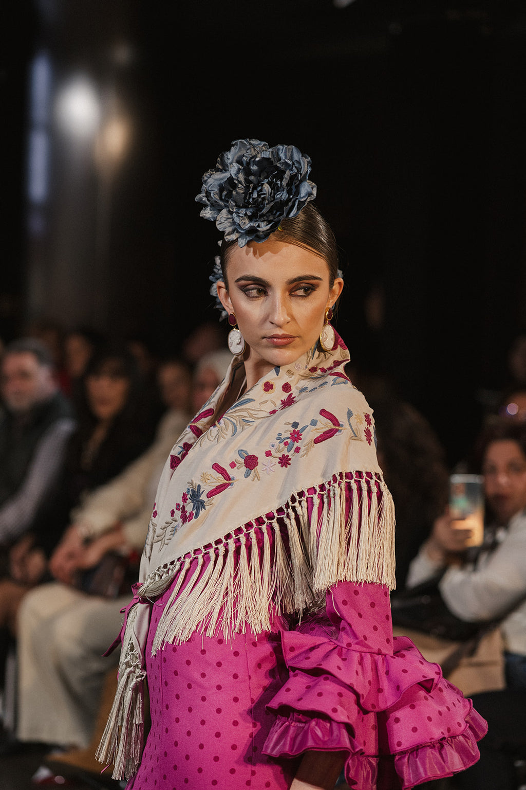 Traje de Flamenca - Modelo Macarena buganvilla Lunar Oscuro