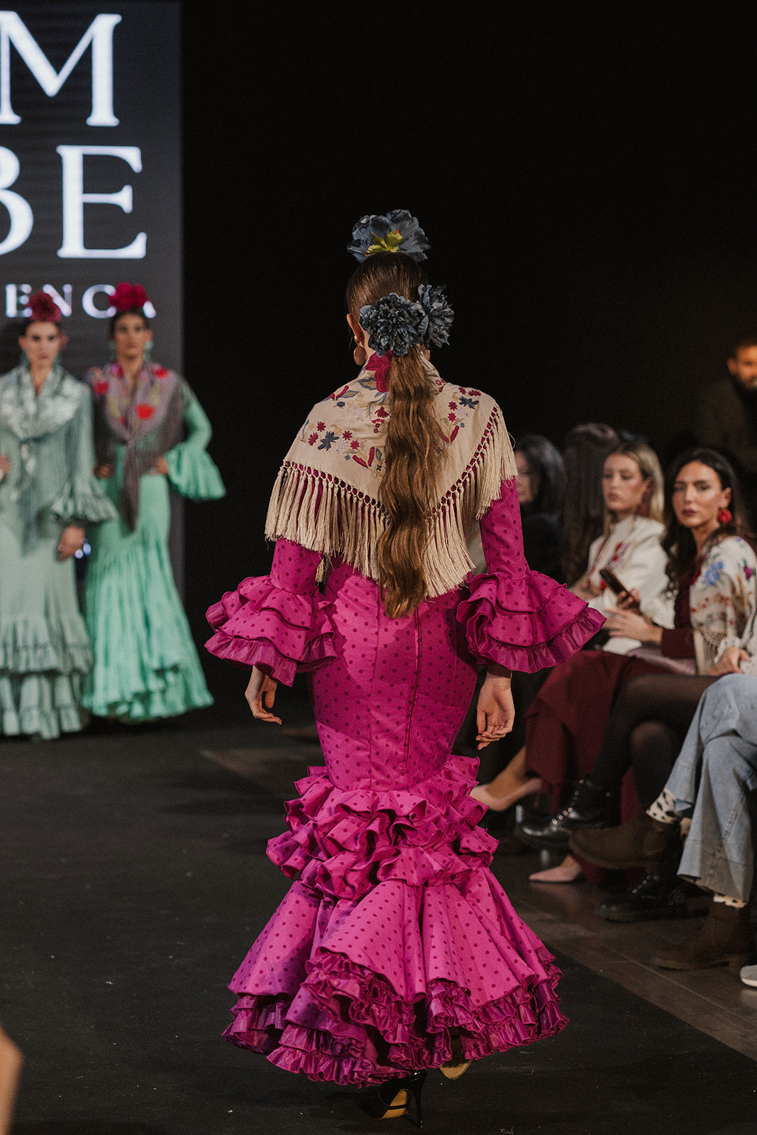 Traje de Flamenca - Modelo Macarena buganvilla Lunar Oscuro