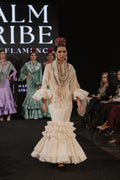 Traje de Flamenca - Modelo Macarena Blanco Roto