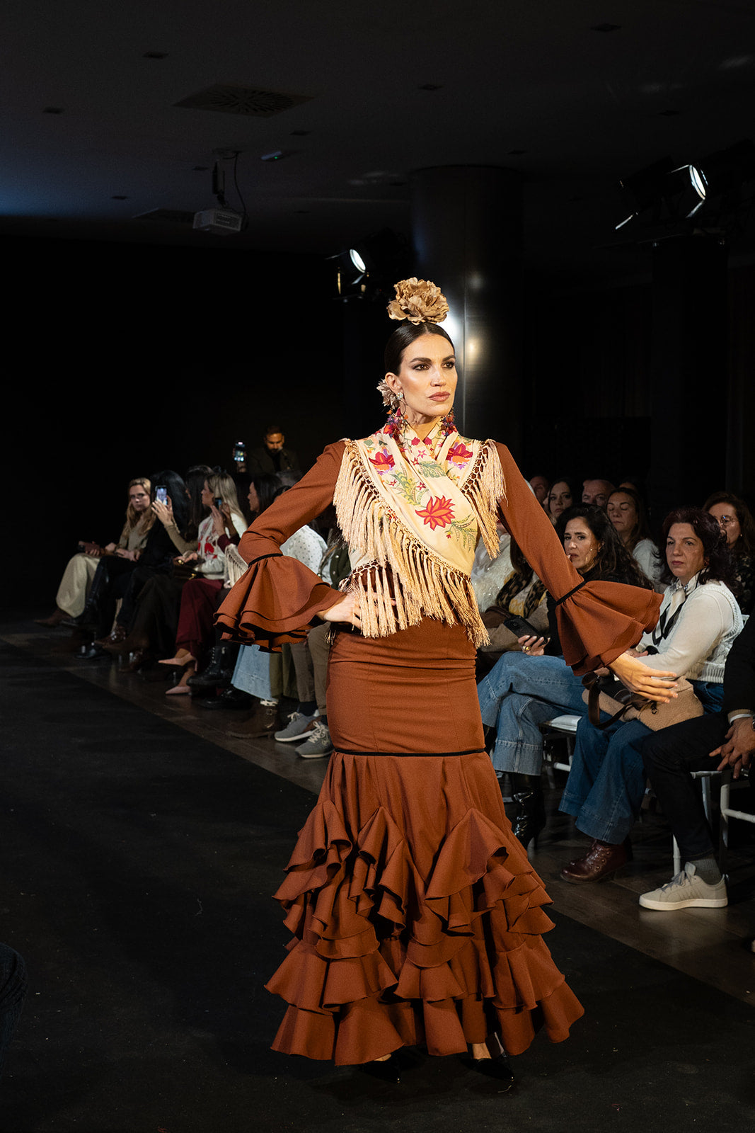 Traje de flamenca - Modelo Catalina Marron y Negro