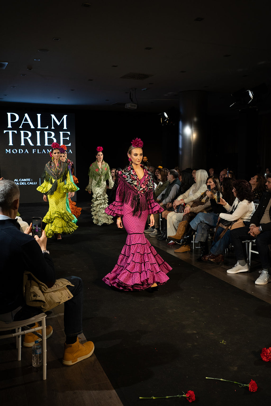 Traje de flamenca - Modelo Jaleo Buganvilla y Negro