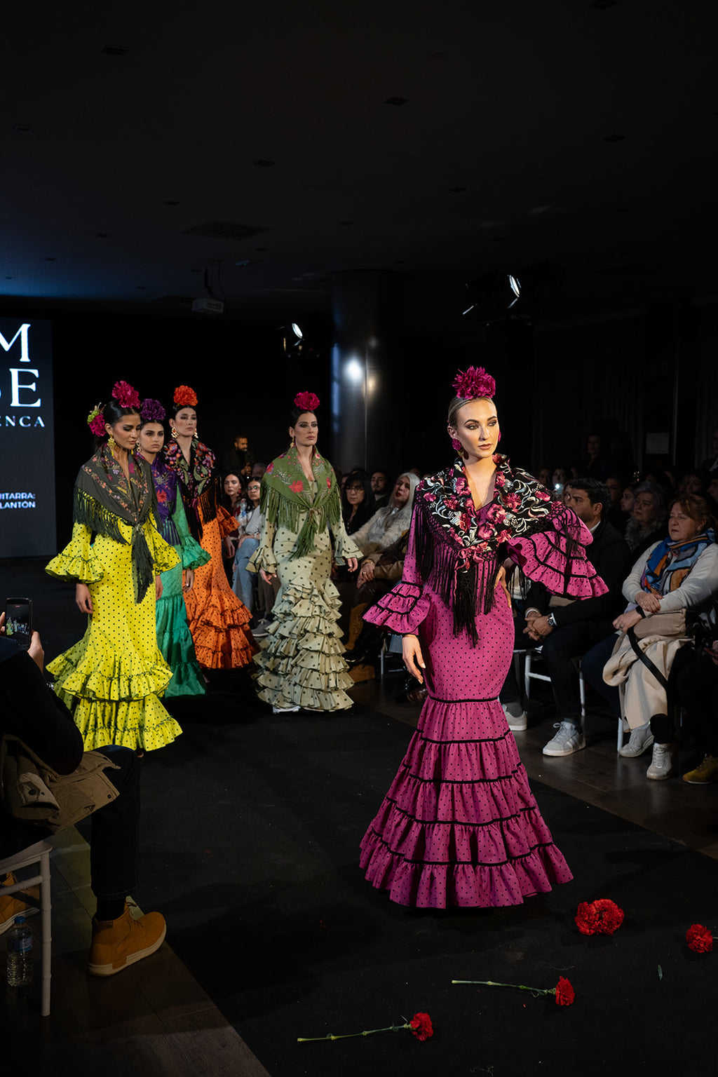 Traje de flamenca - Modelo Jaleo Buganvilla y Negro