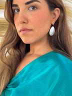 Pendientes gota nacarado