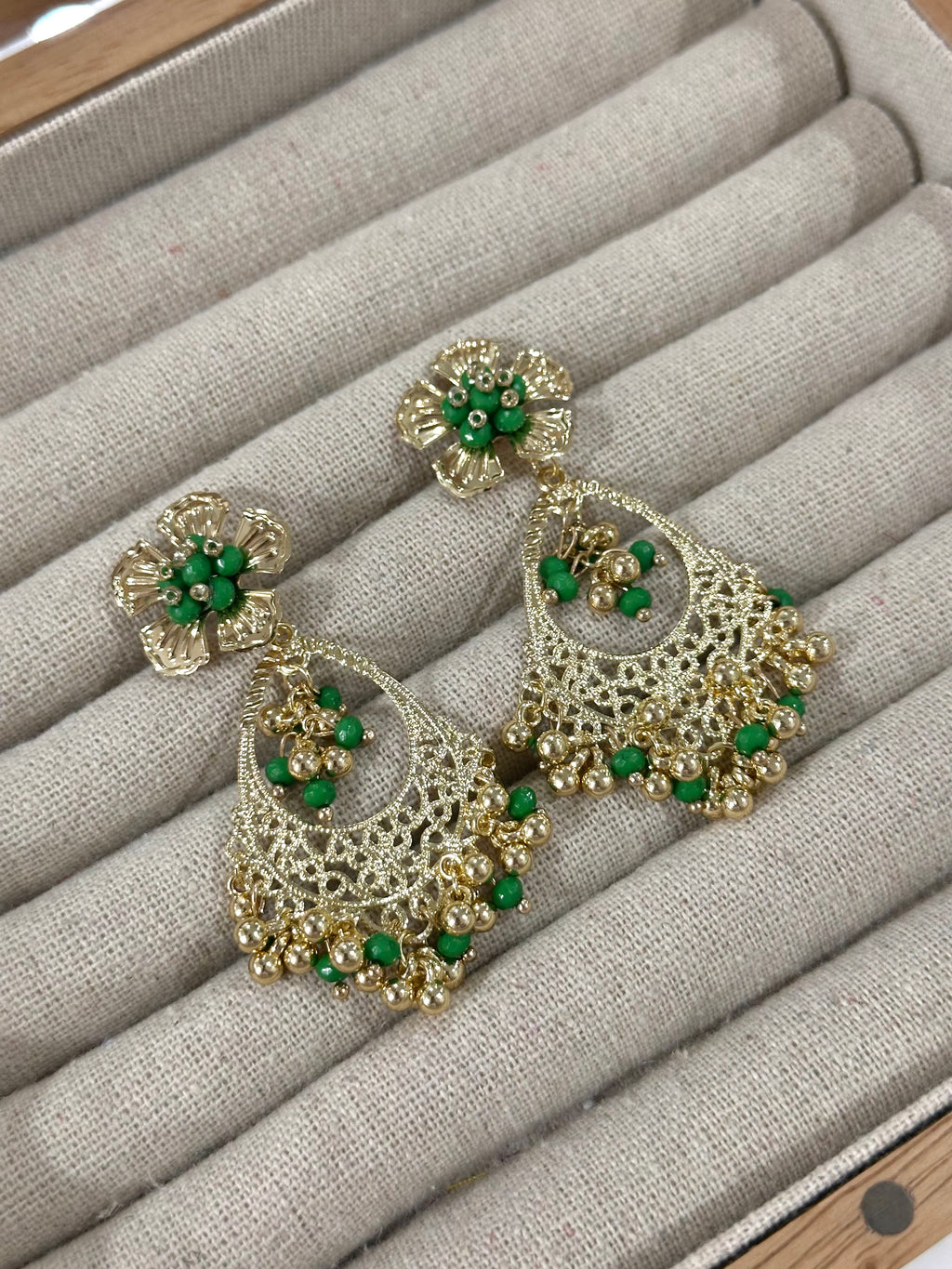 Pendientes Claudia Verde